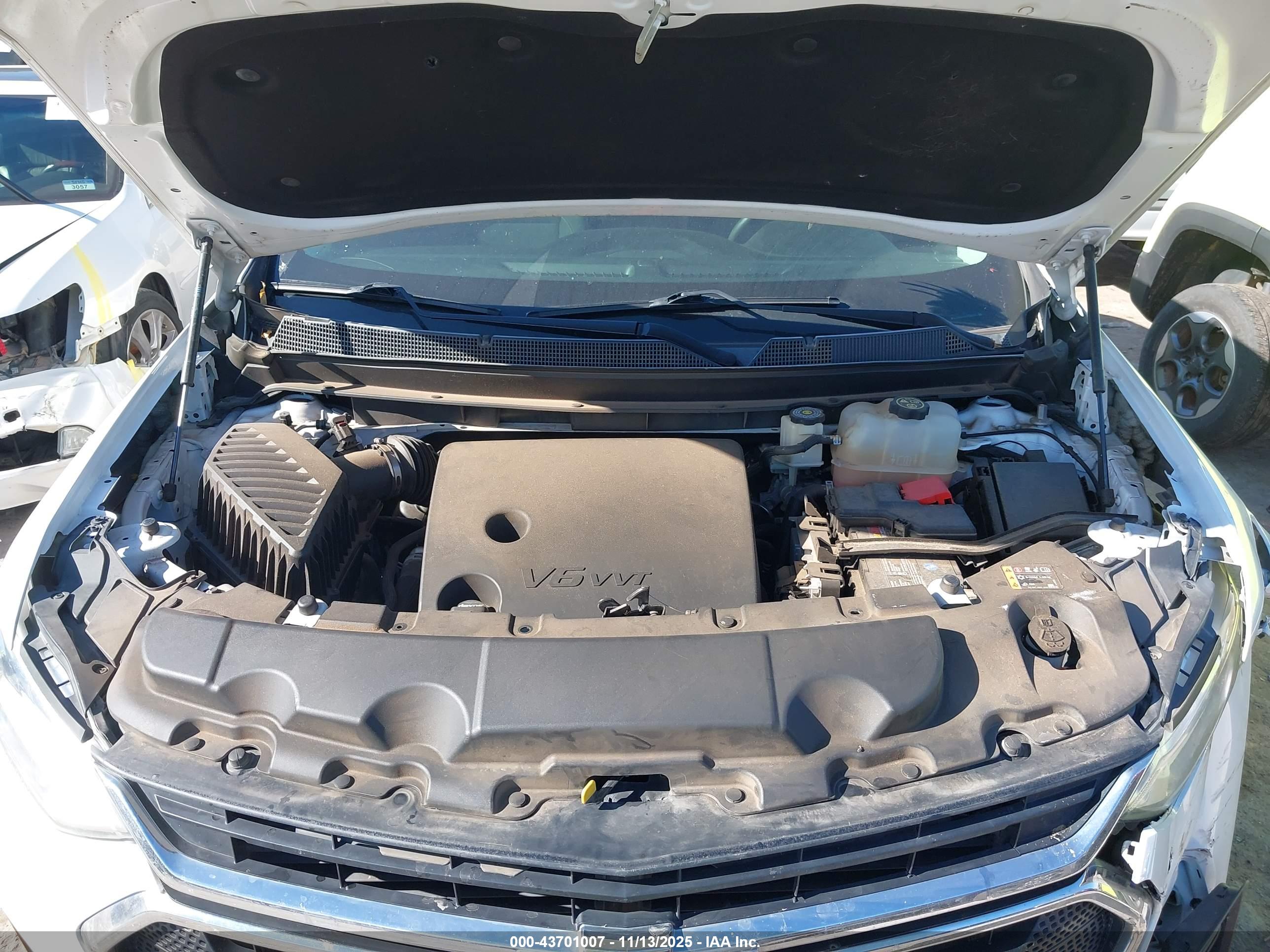 CHEVROLET TRAVERSE image 10