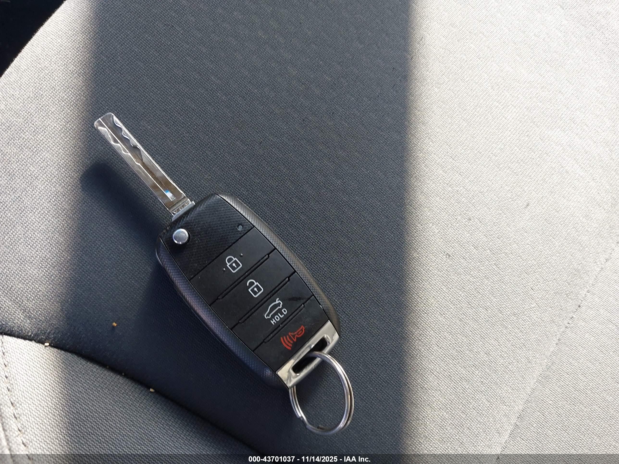 KIA OPTIMA image 11