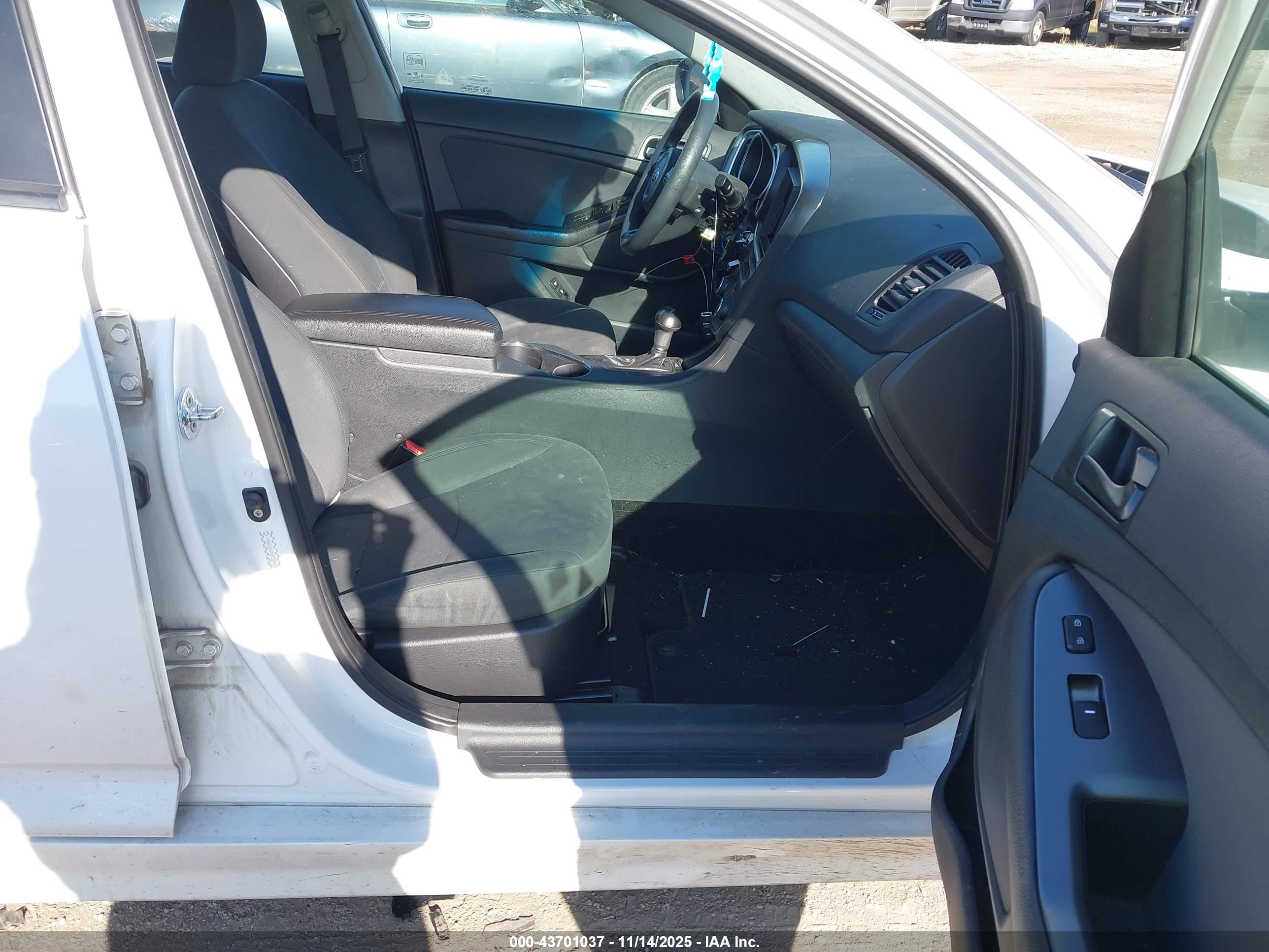 KIA OPTIMA image 5