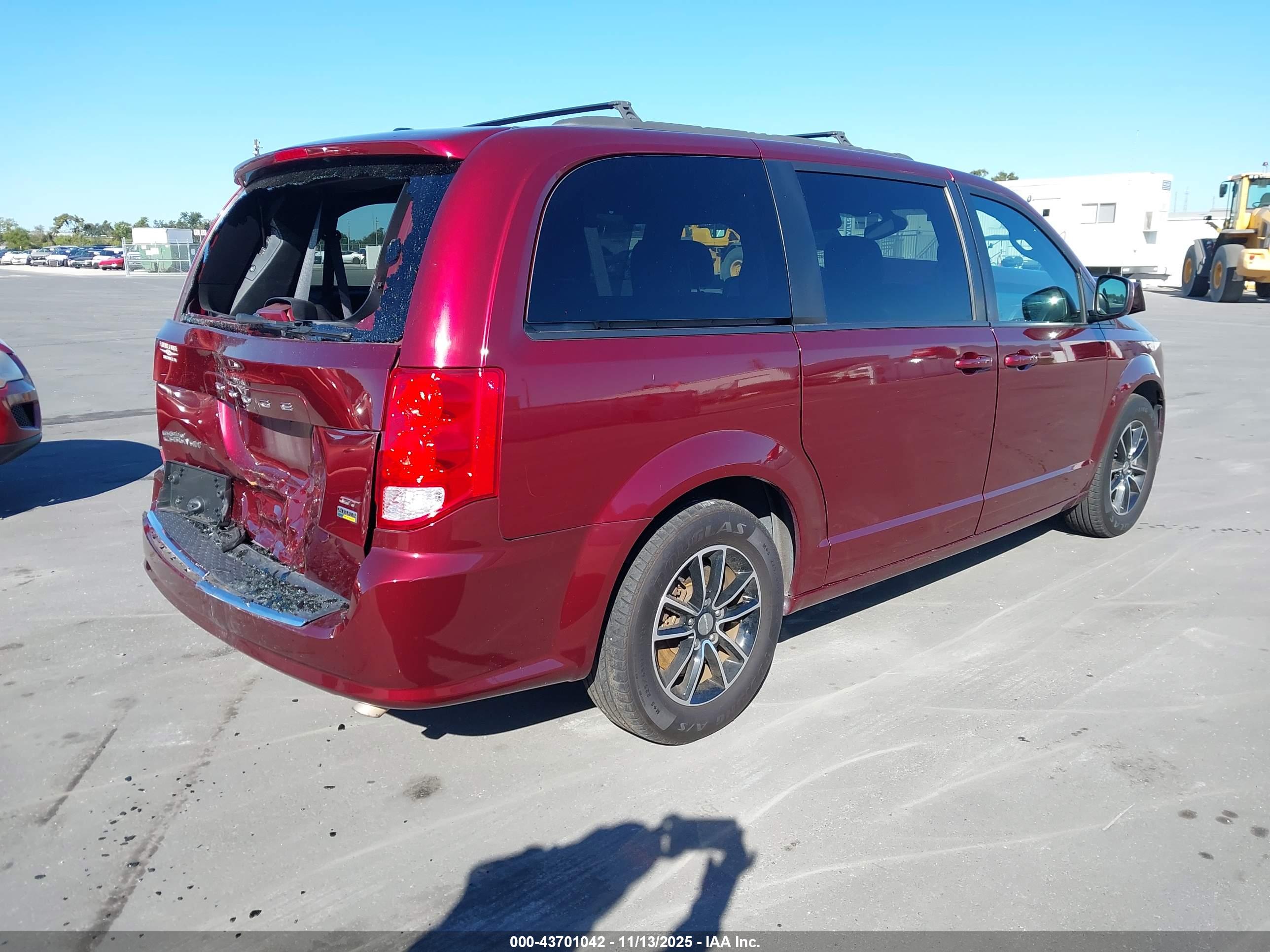 DODGE GRAND image 4