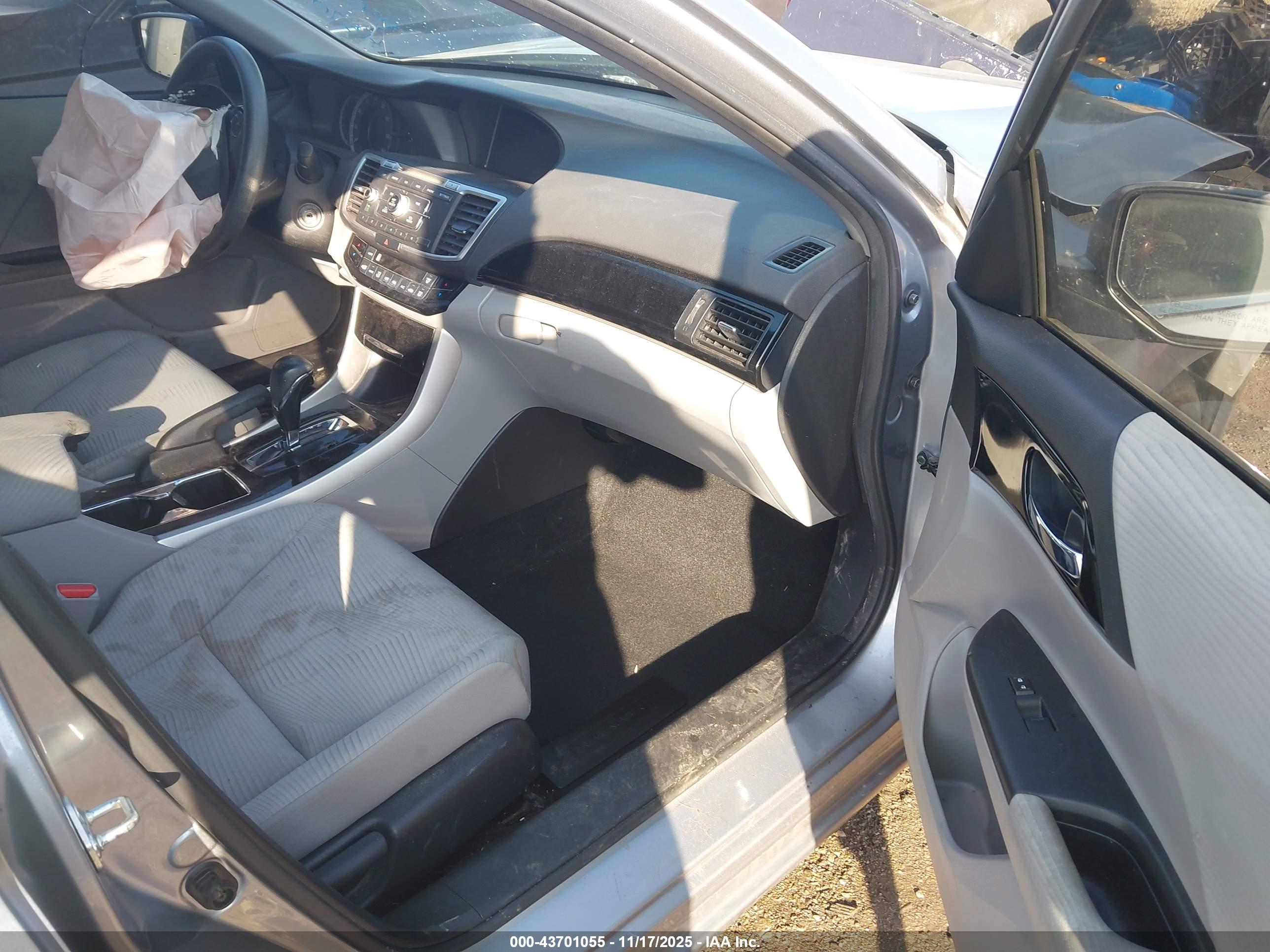 HONDA ACCORD image 5