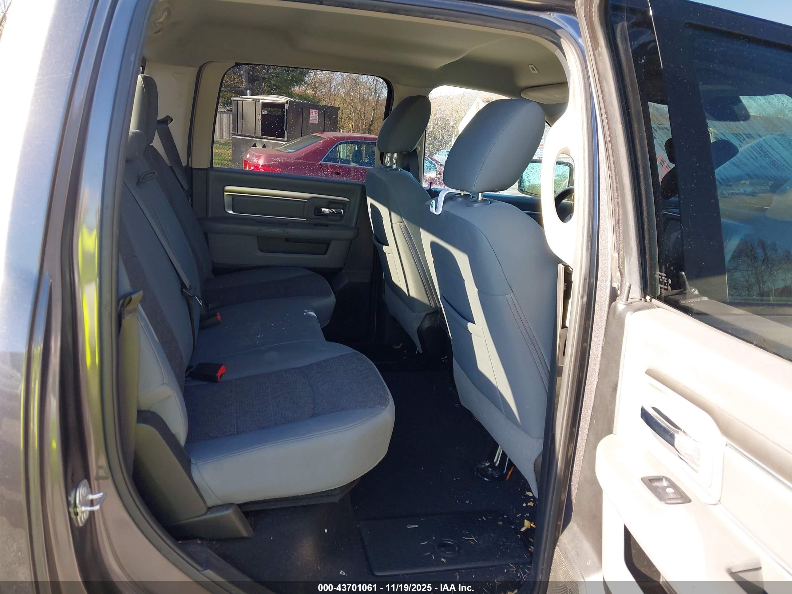 RAM 1500 image 8