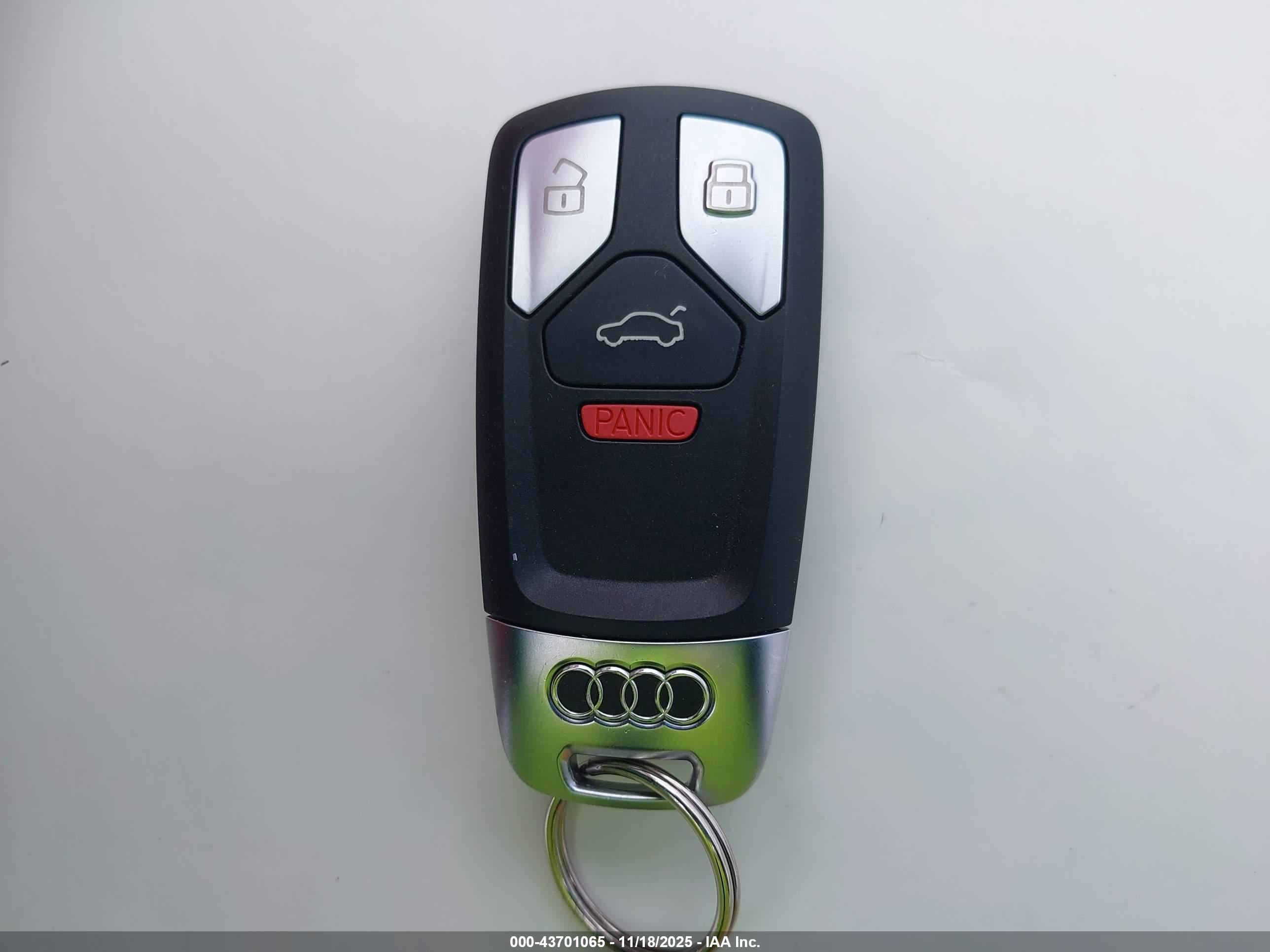 AUDI TT image 11
