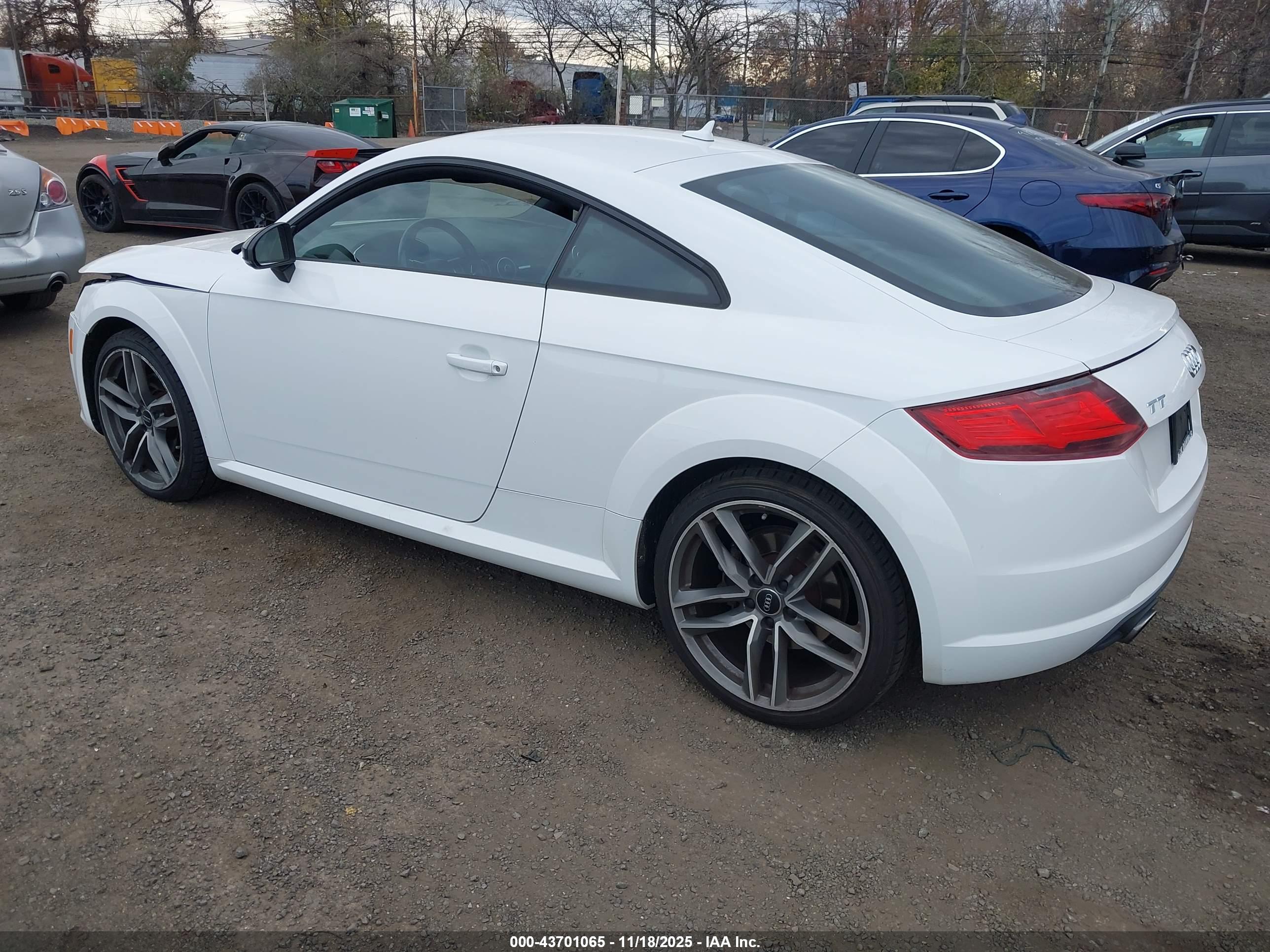 AUDI TT image 3