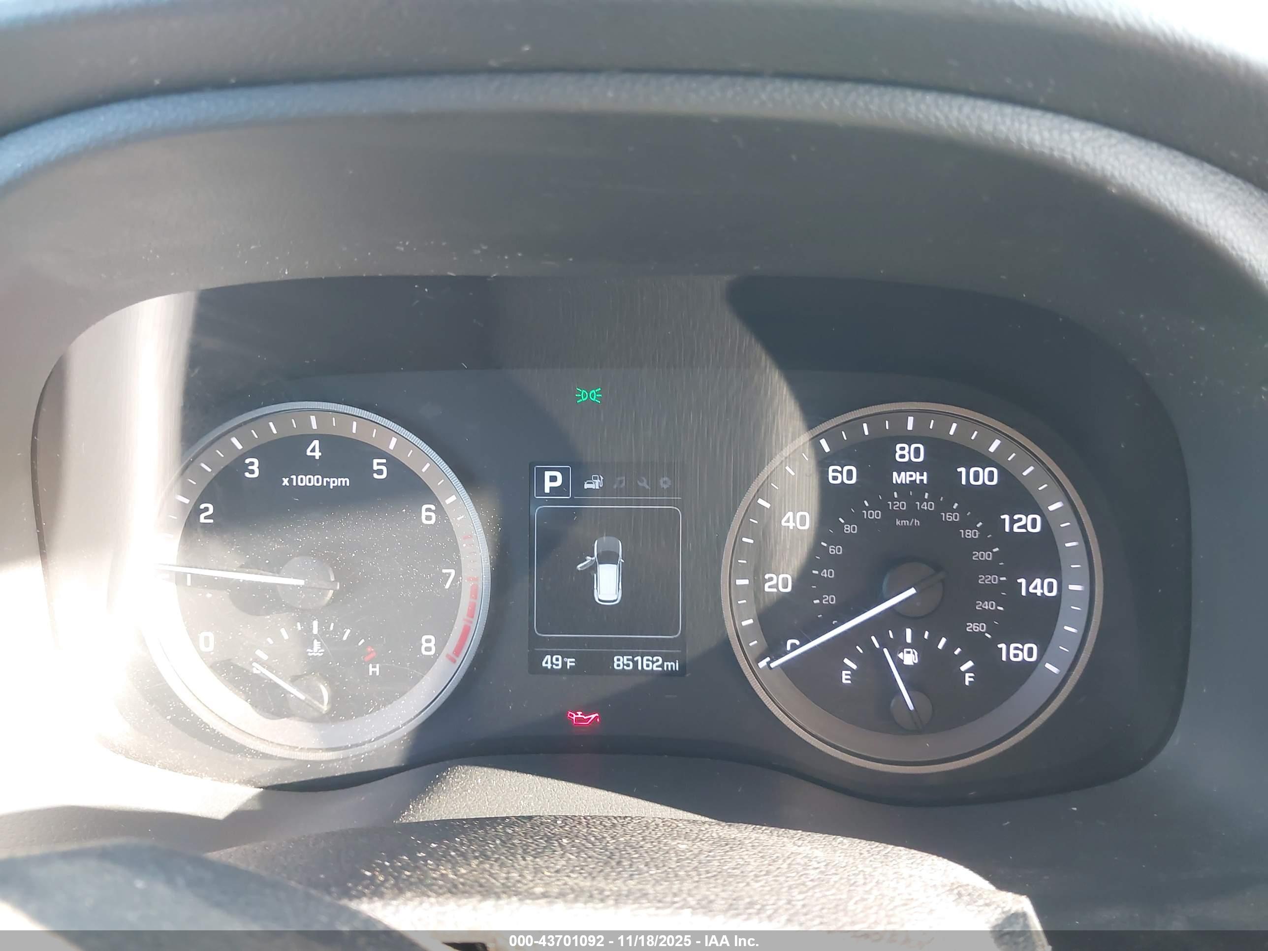 HYUNDAI TUCSON image 7