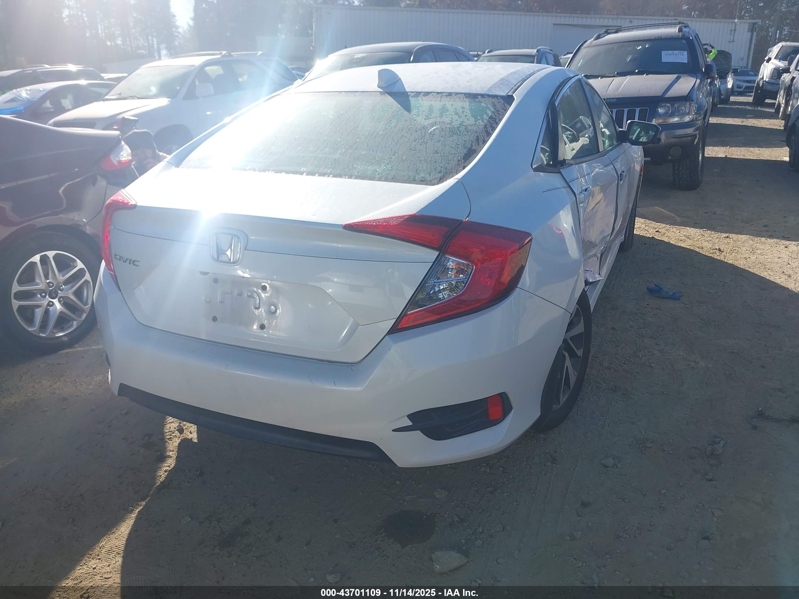 HONDA CIVIC image 4
