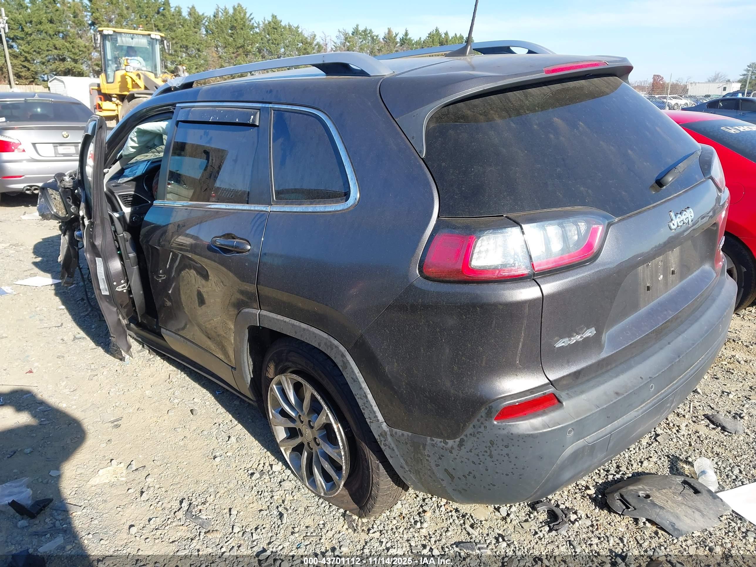 JEEP CHEROKEE image 3