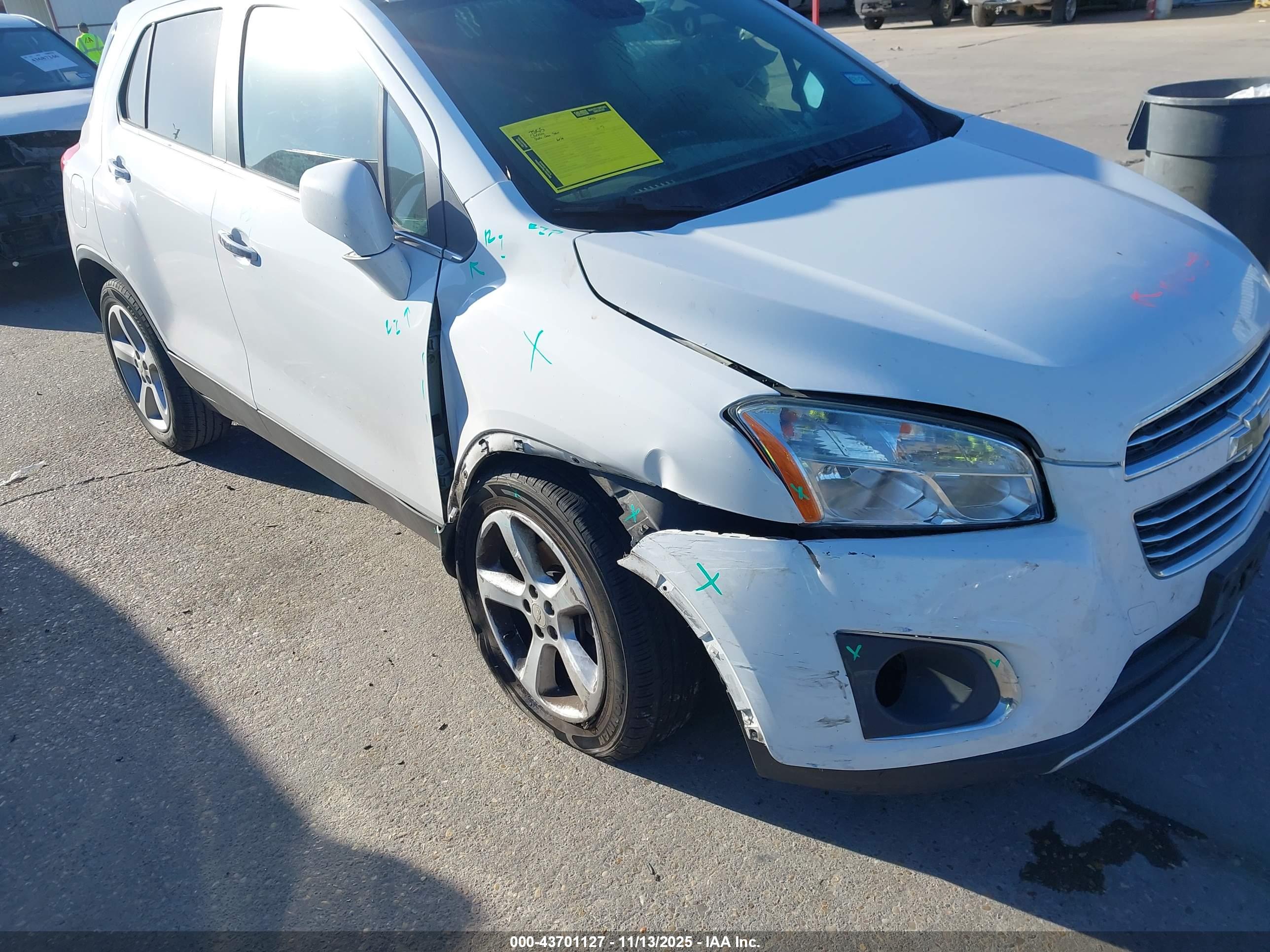 CHEVROLET TRAX image 6
