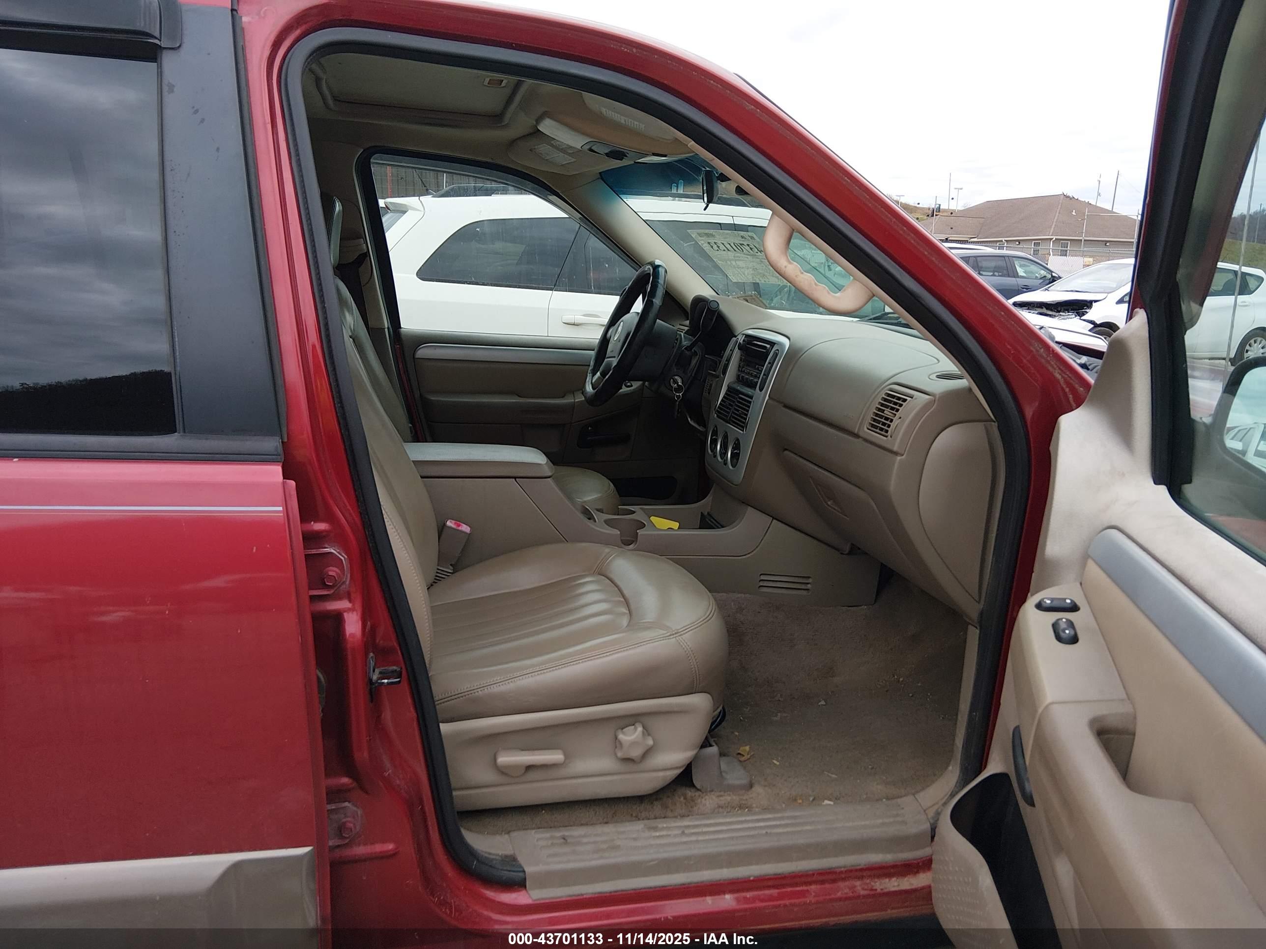MERCURY MOUNTAINEER image 5