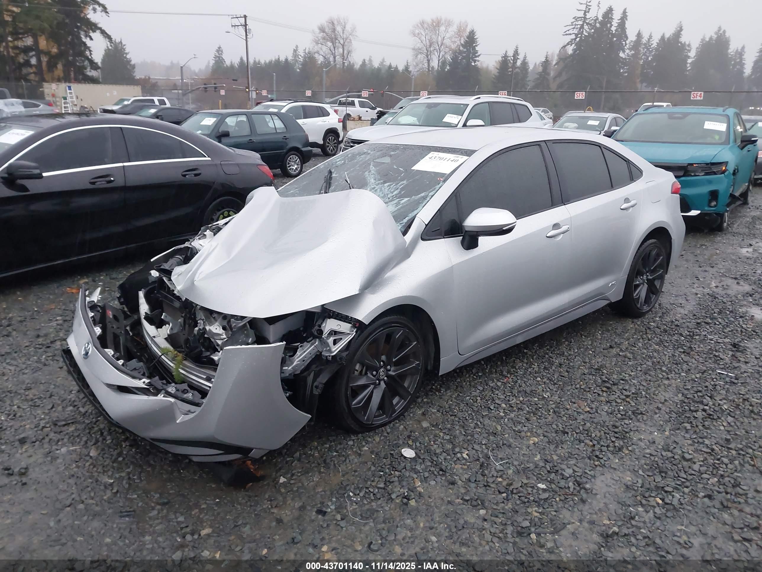 TOYOTA COROLLA image 2