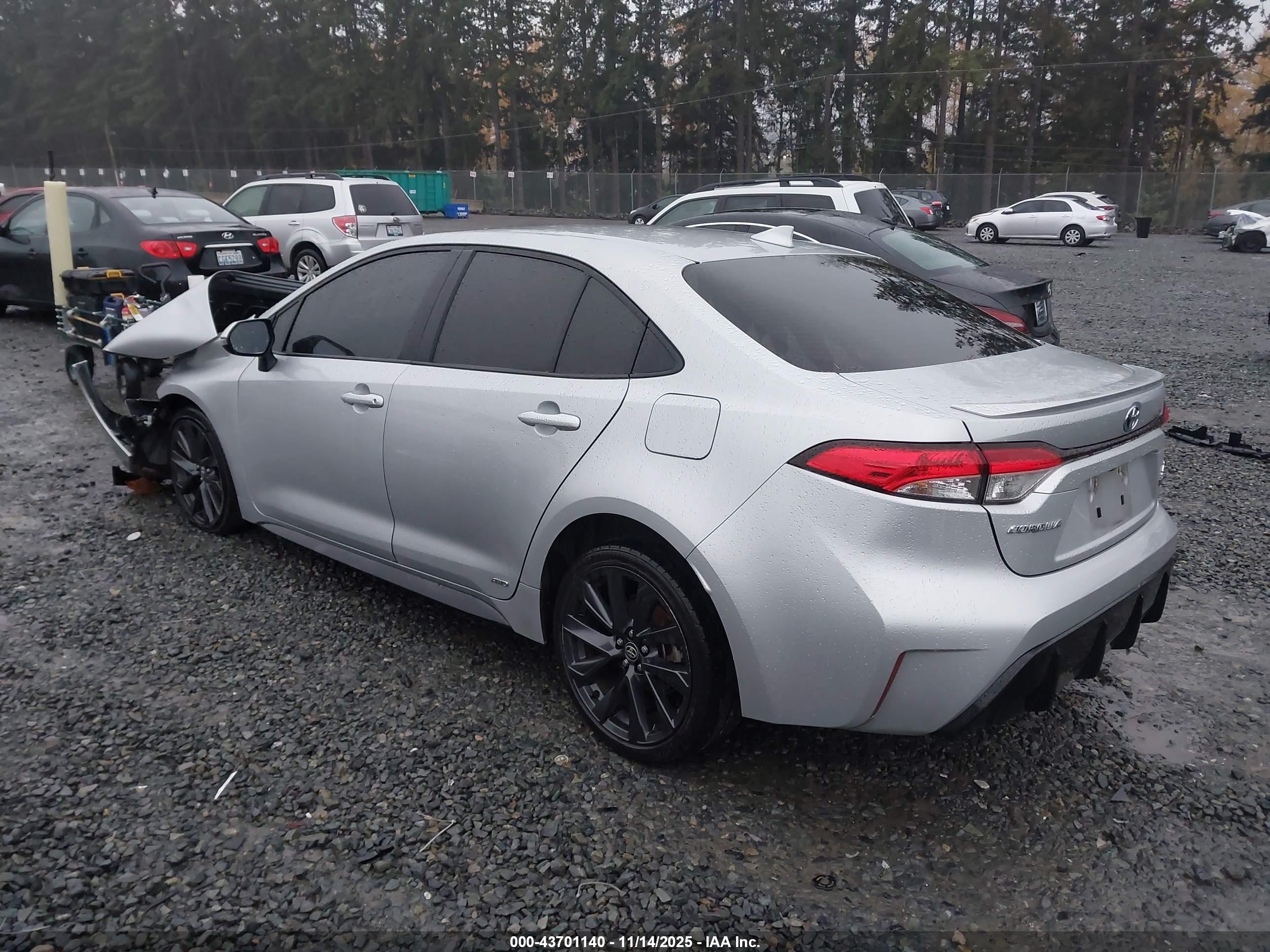 TOYOTA COROLLA image 3