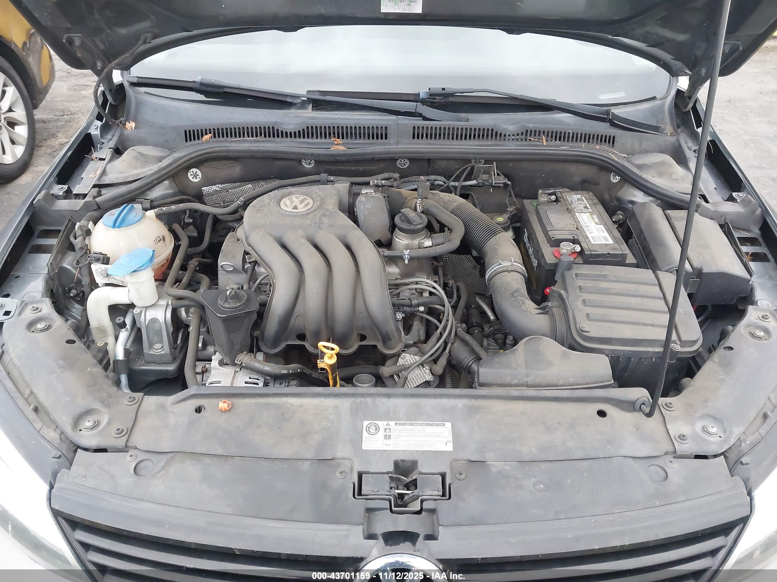 VOLKSWAGEN JETTA image 10
