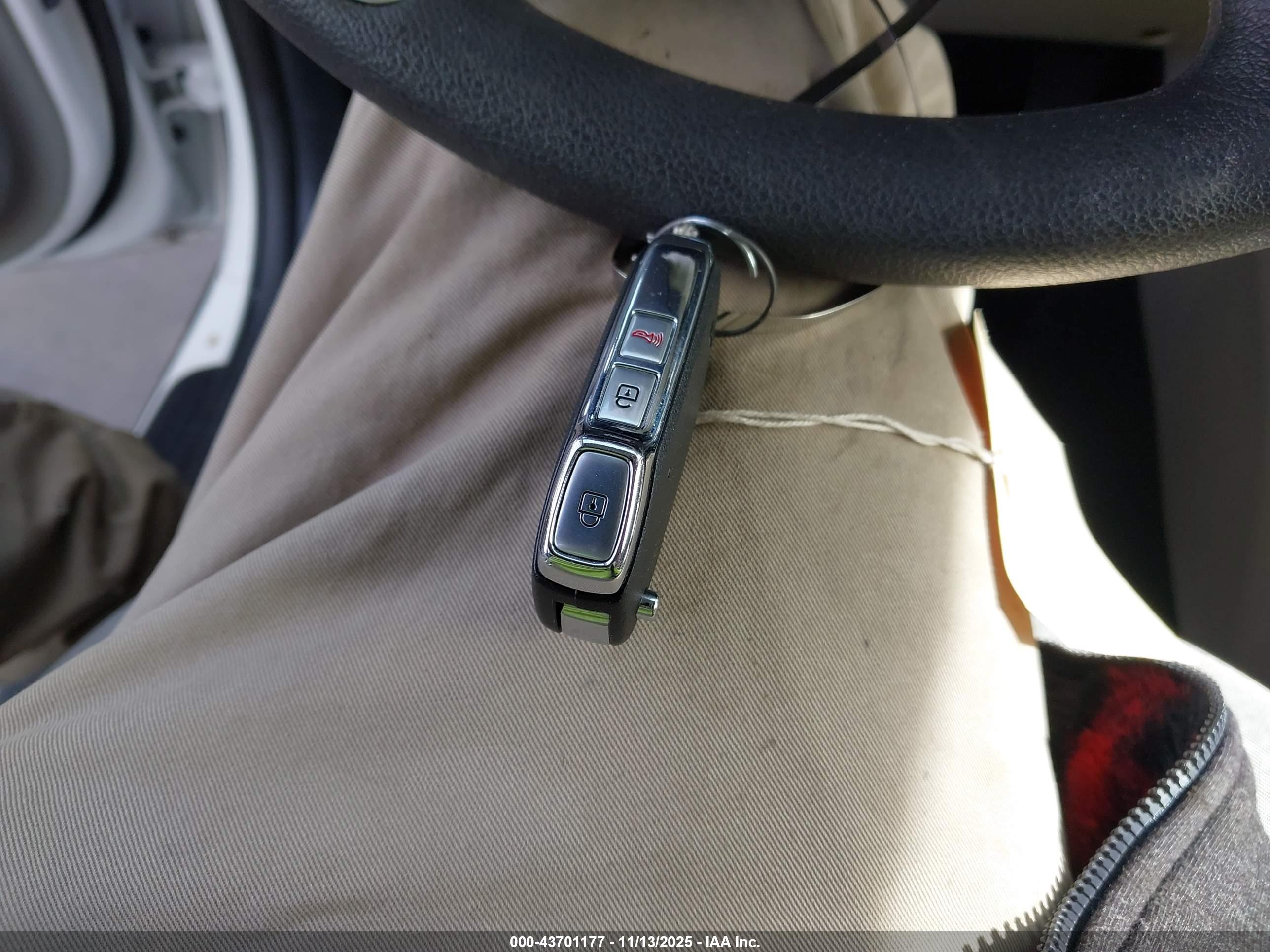 KIA SOUL image 11