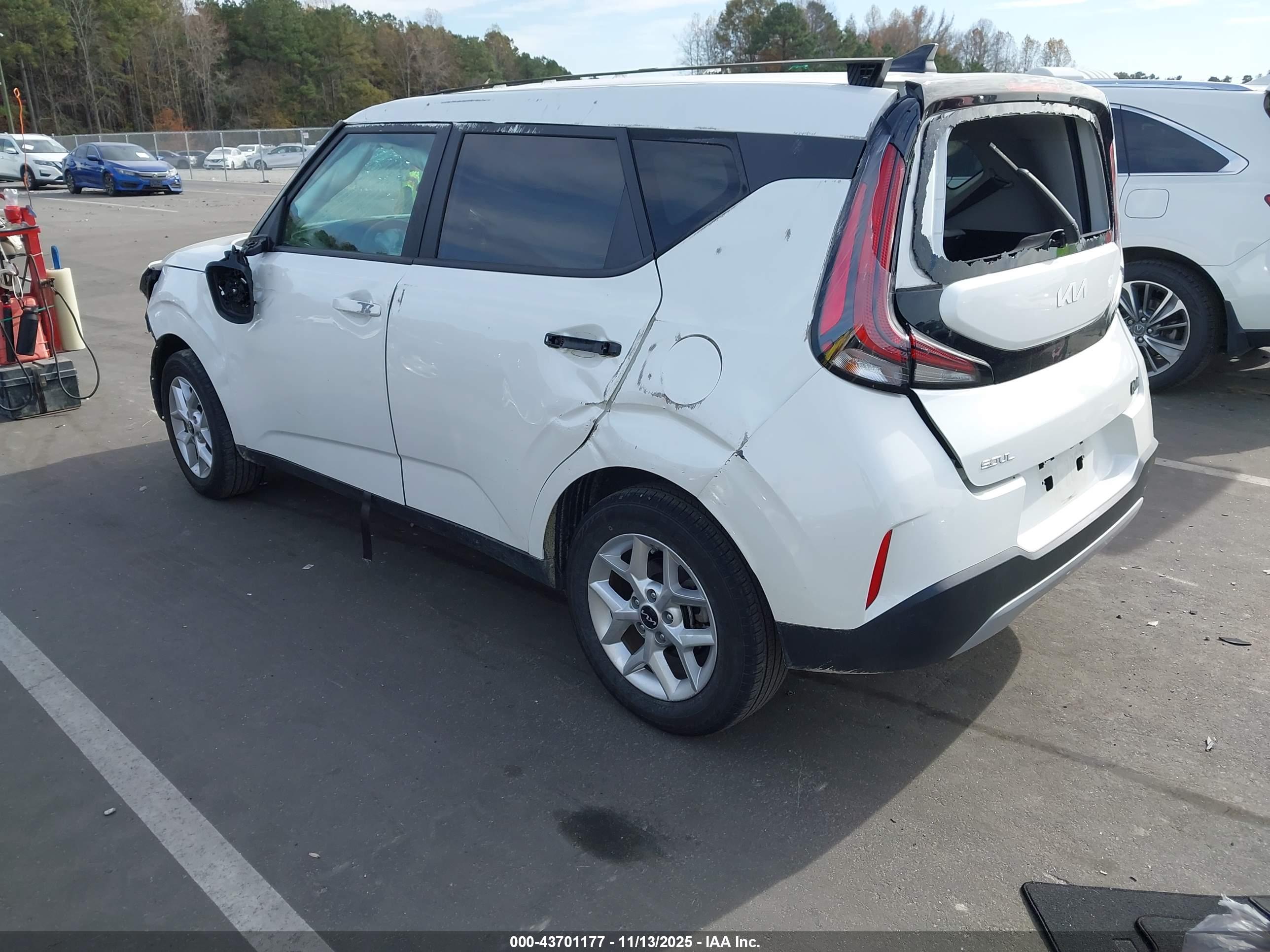 KIA SOUL image 3