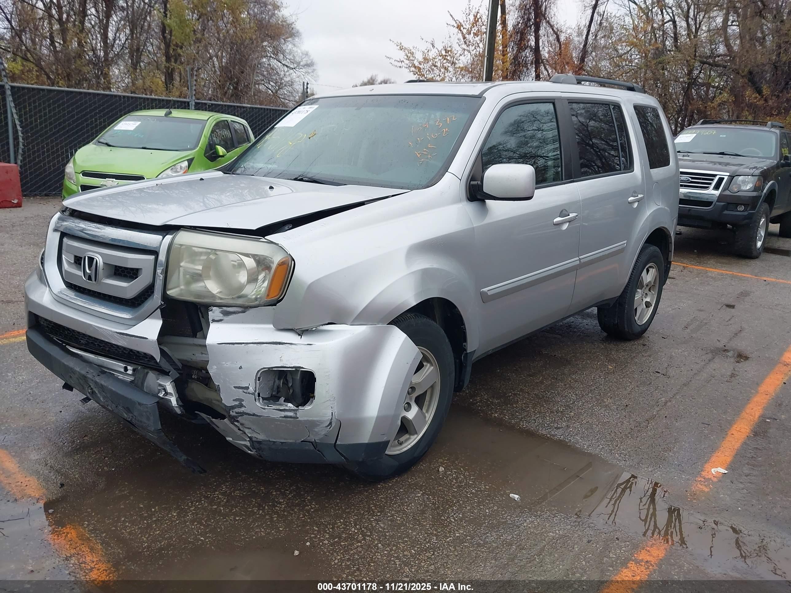 HONDA PILOT image 2