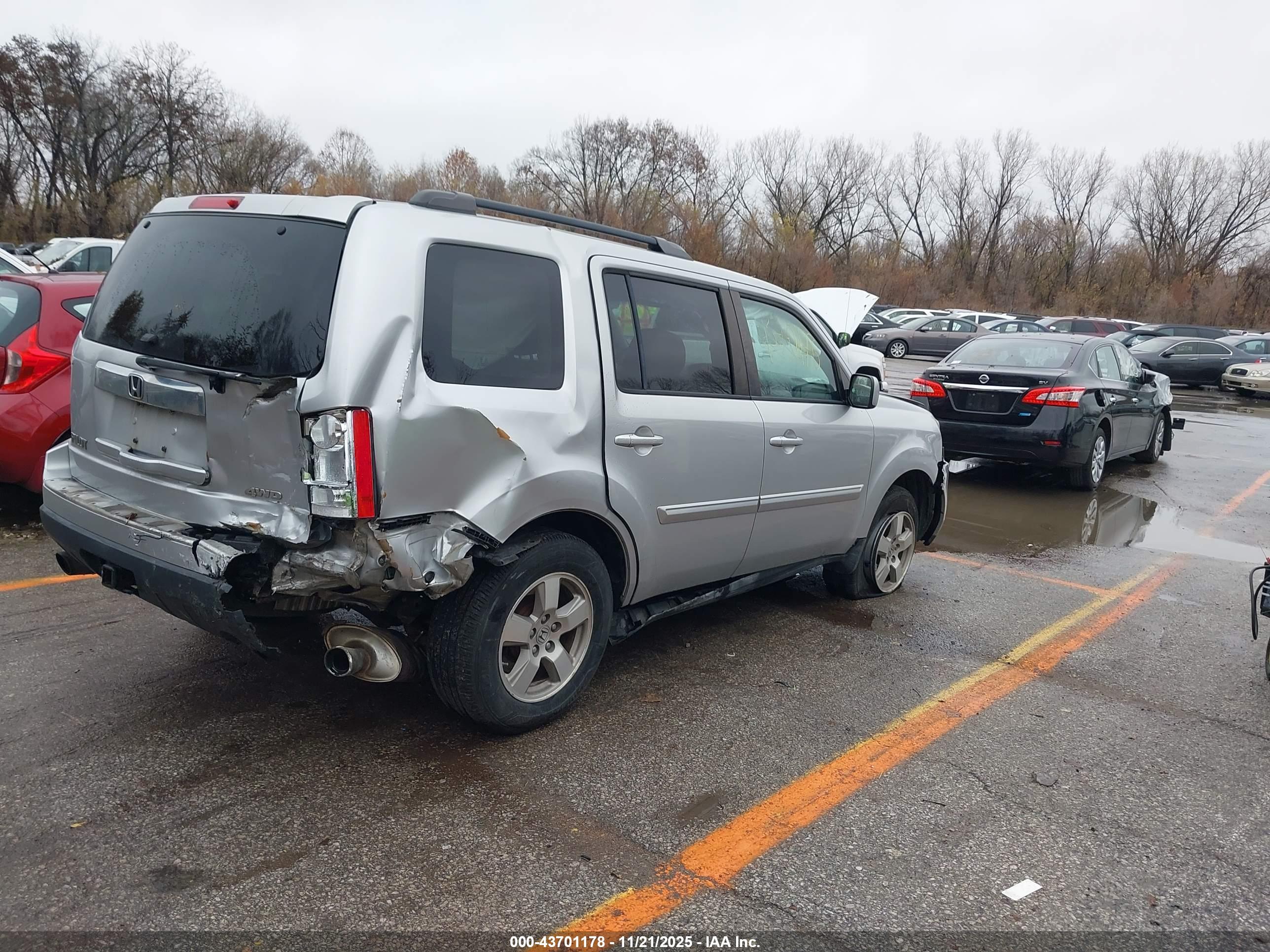 HONDA PILOT image 4