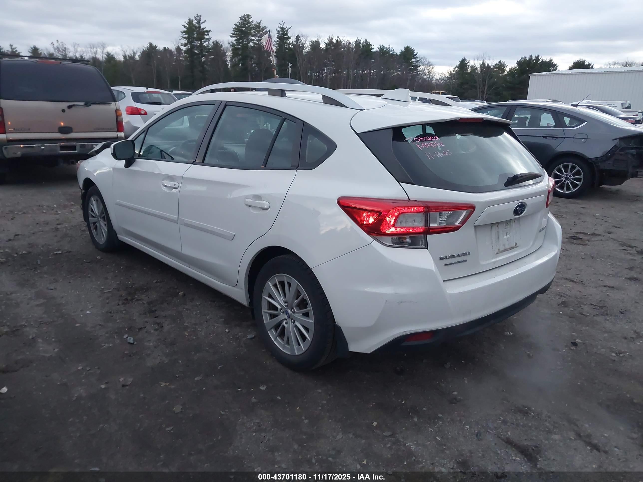 SUBARU IMPREZA image 3