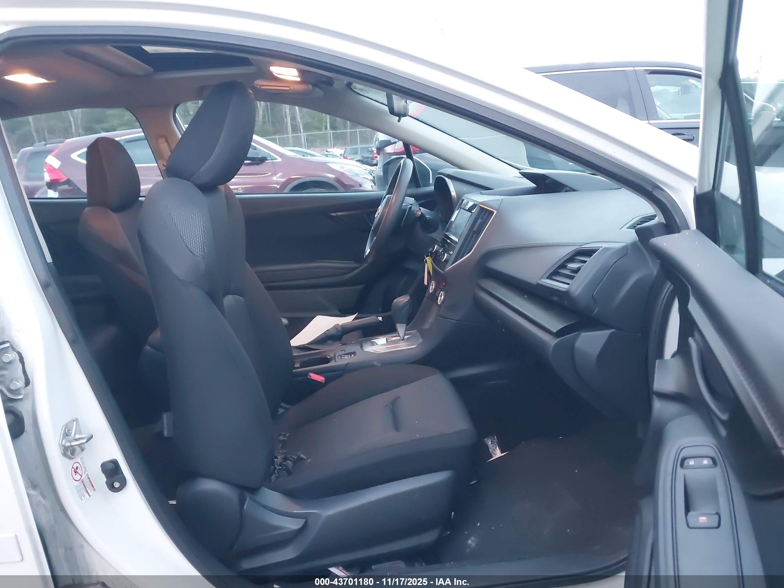 SUBARU IMPREZA image 5