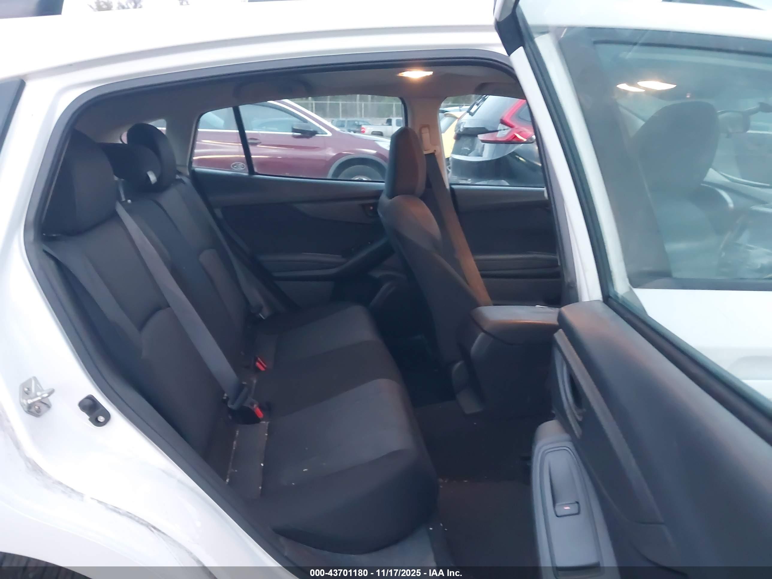 SUBARU IMPREZA image 8