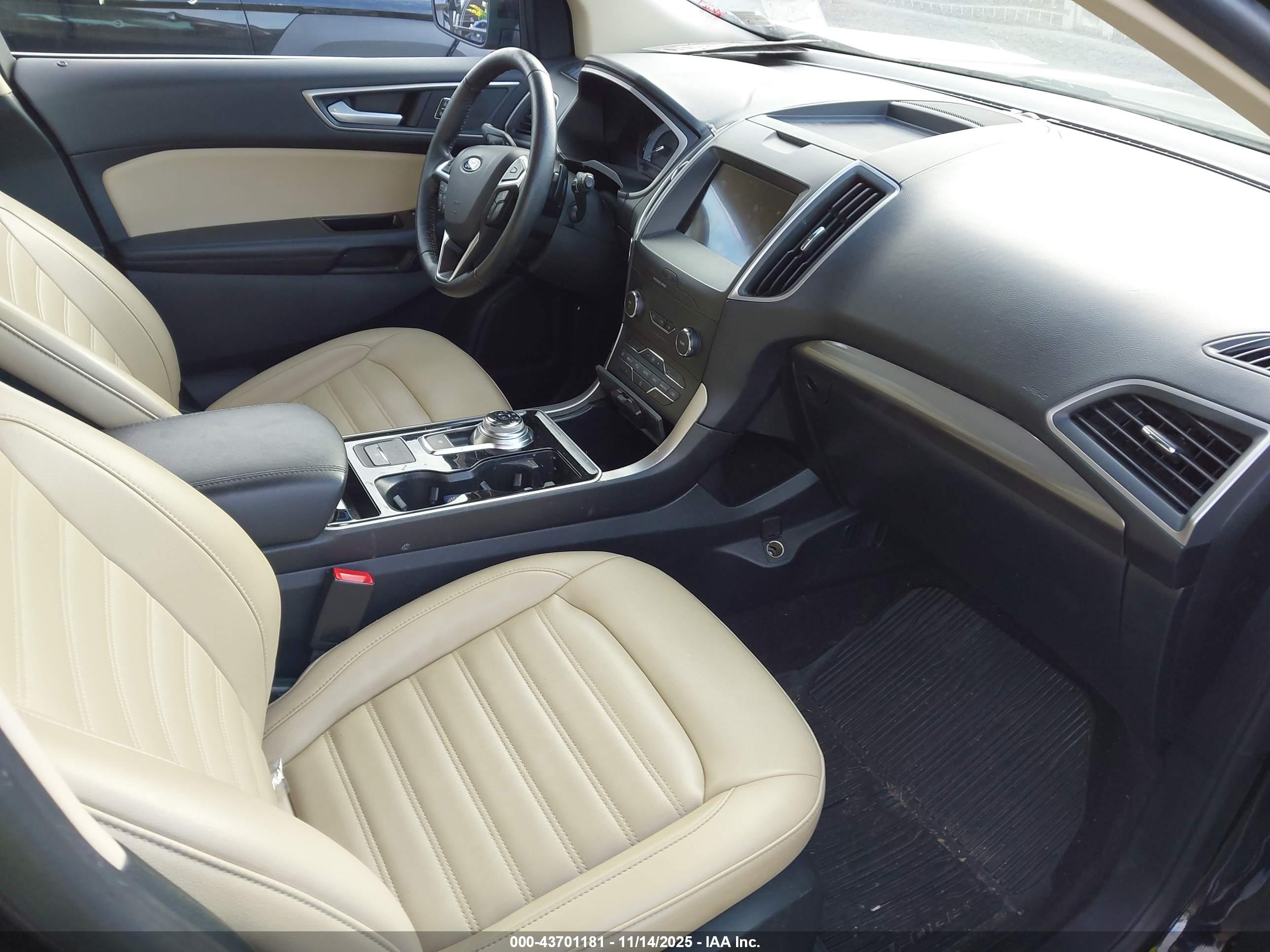 FORD EDGE image 5