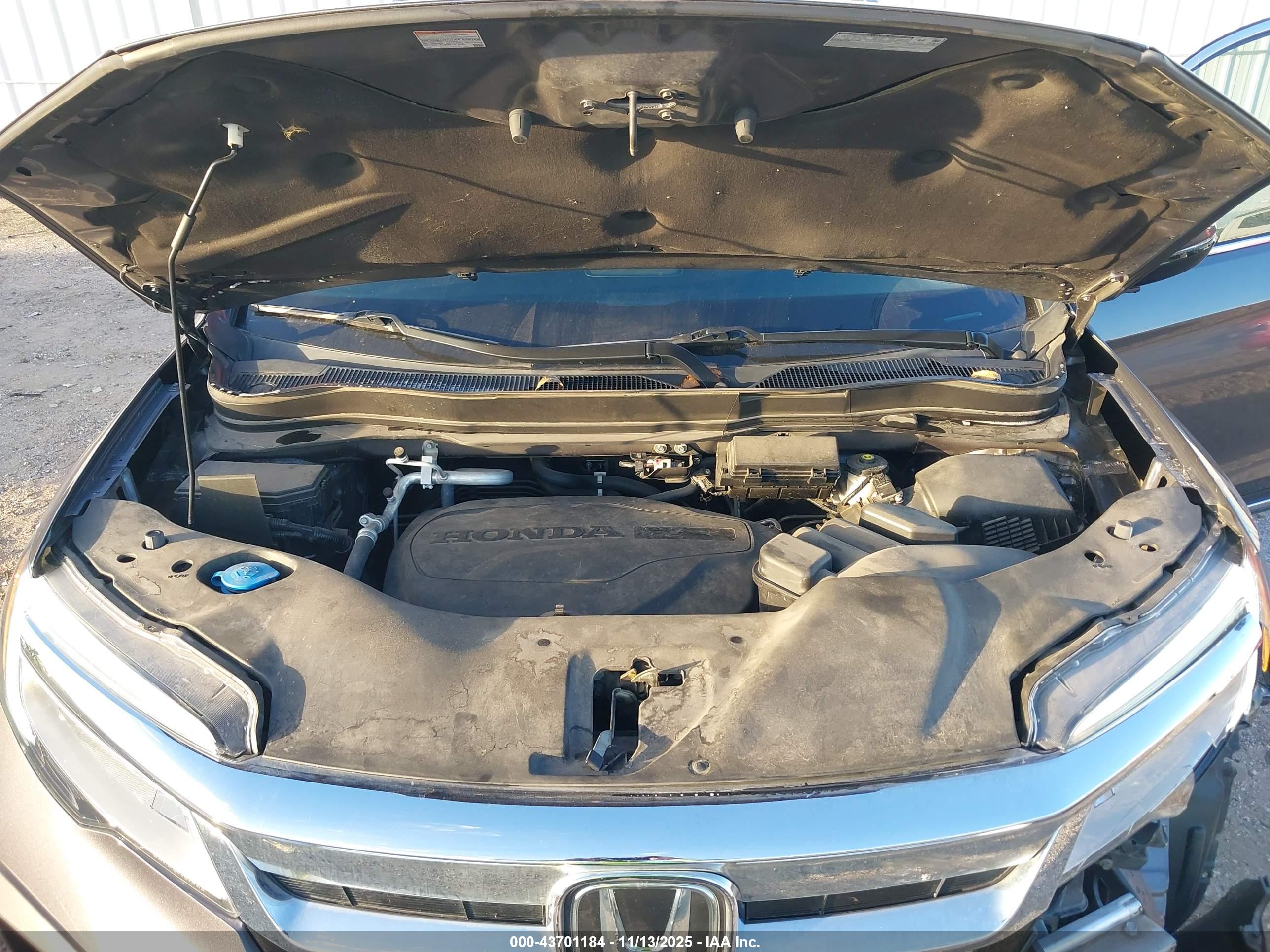 HONDA PILOT image 10
