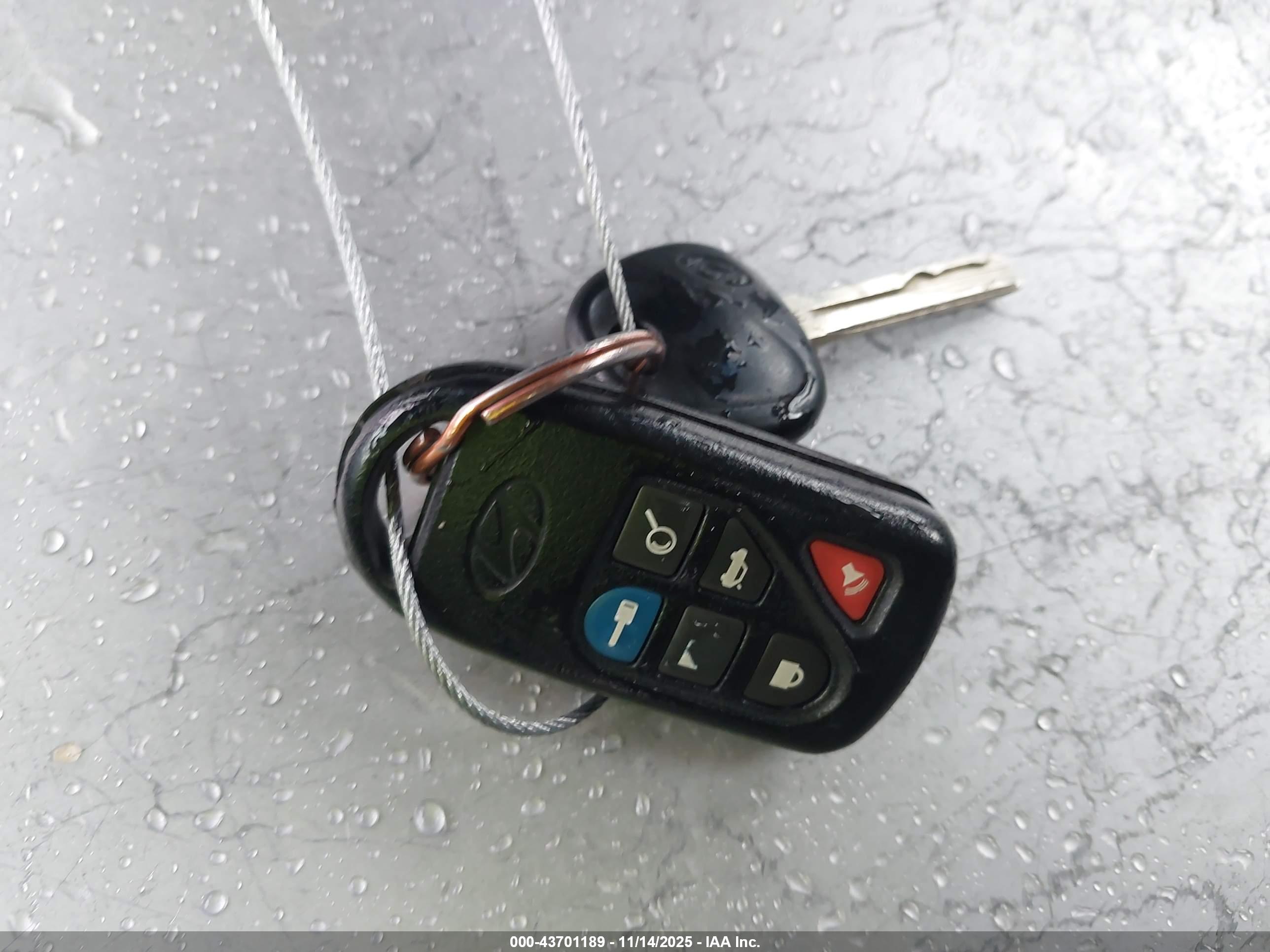 HYUNDAI SONATA image 11