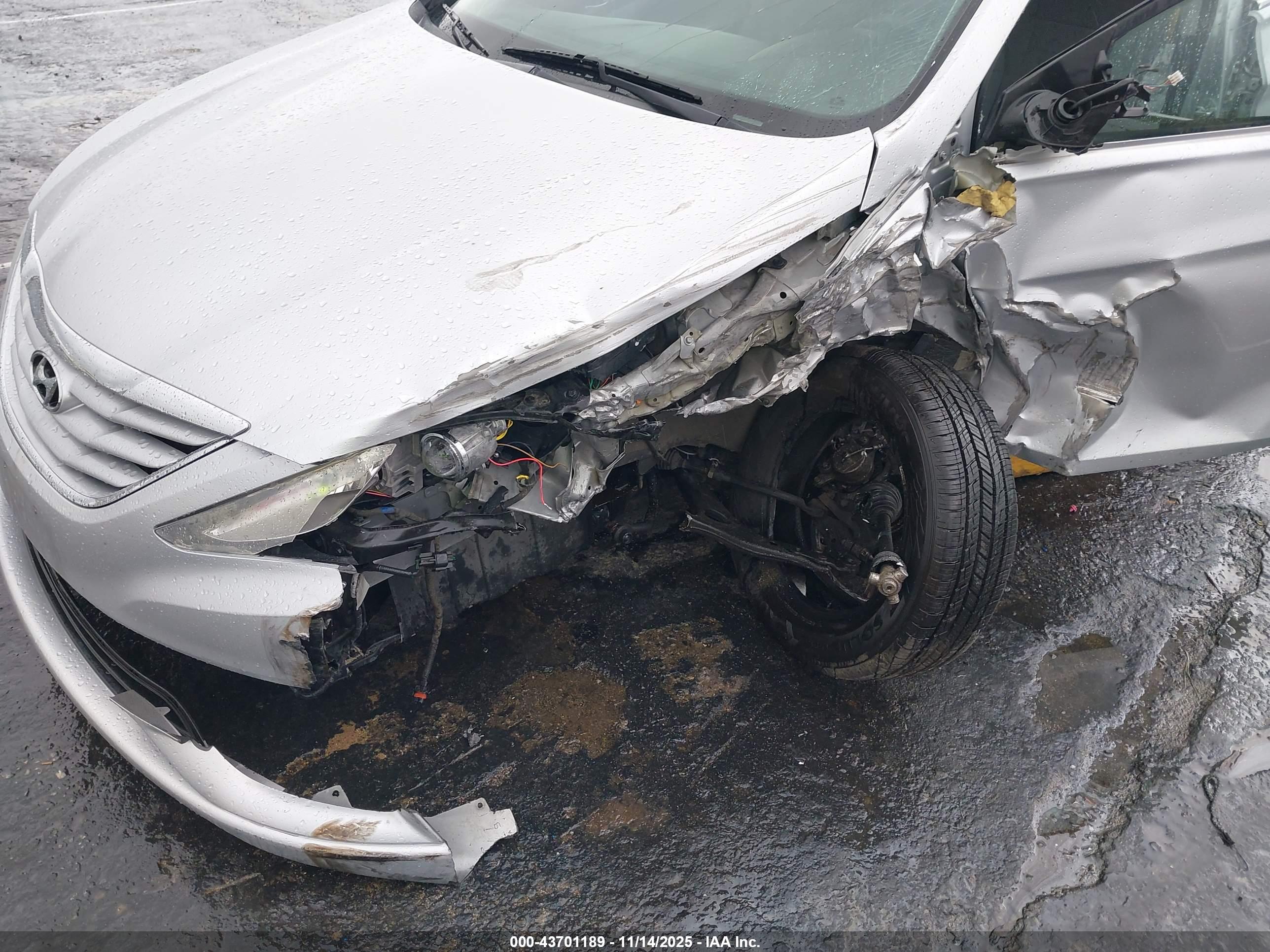 HYUNDAI SONATA image 6