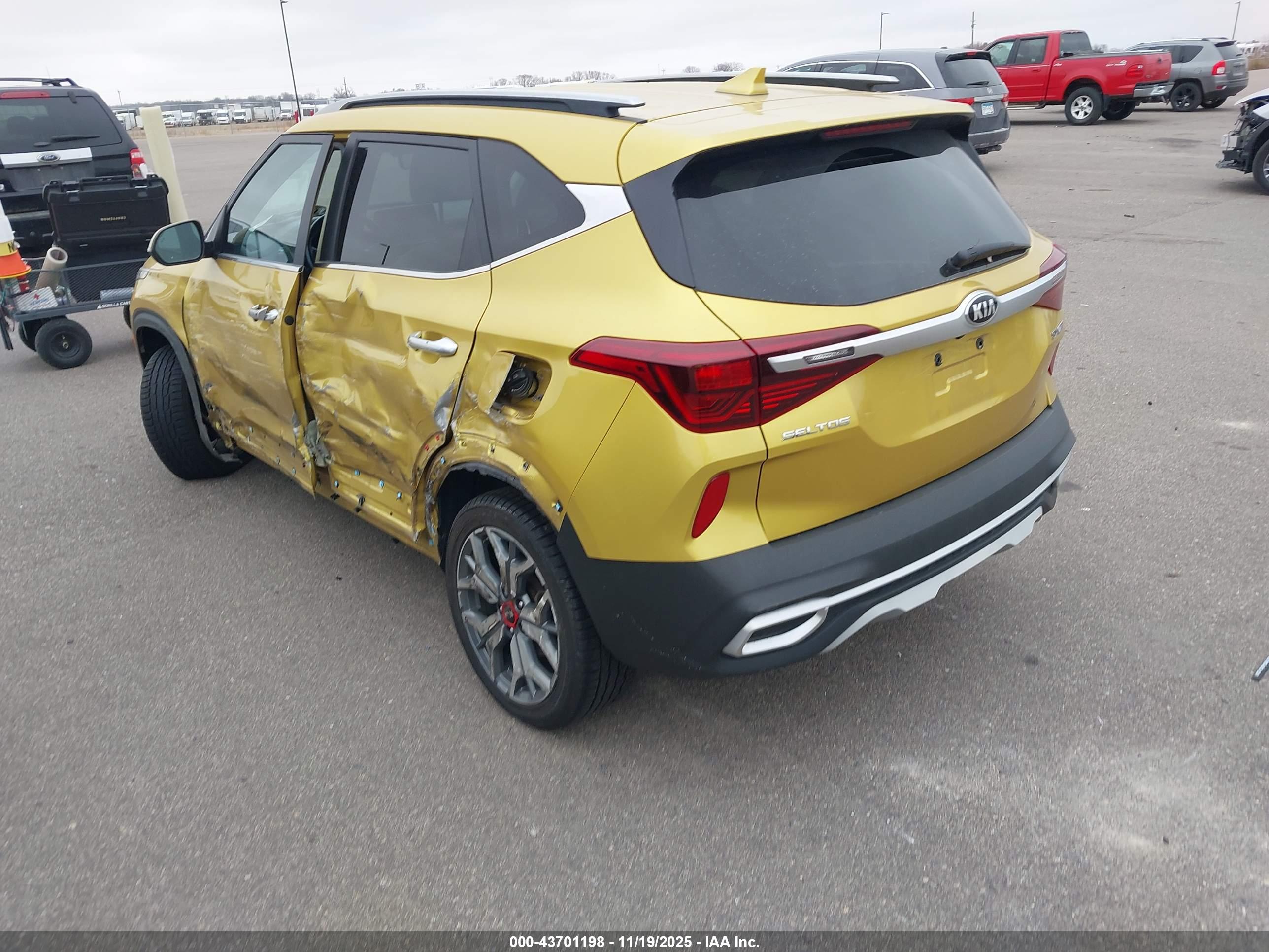 KIA SELTOS image 3