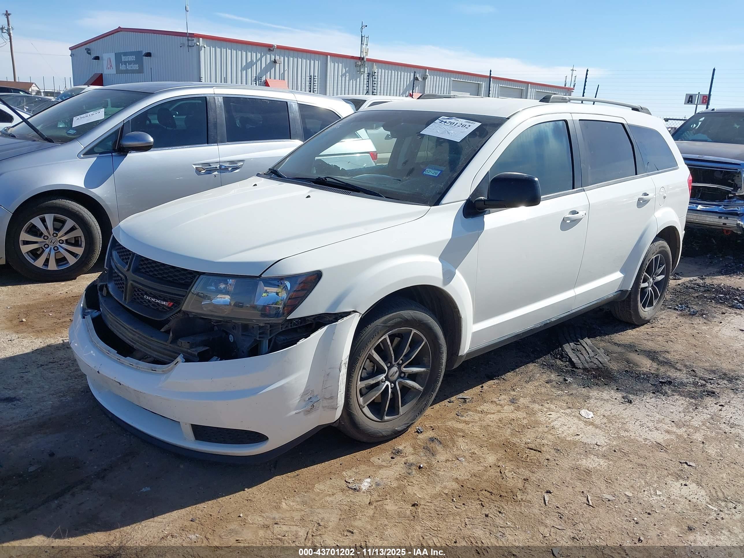 DODGE JOURNEY image 2