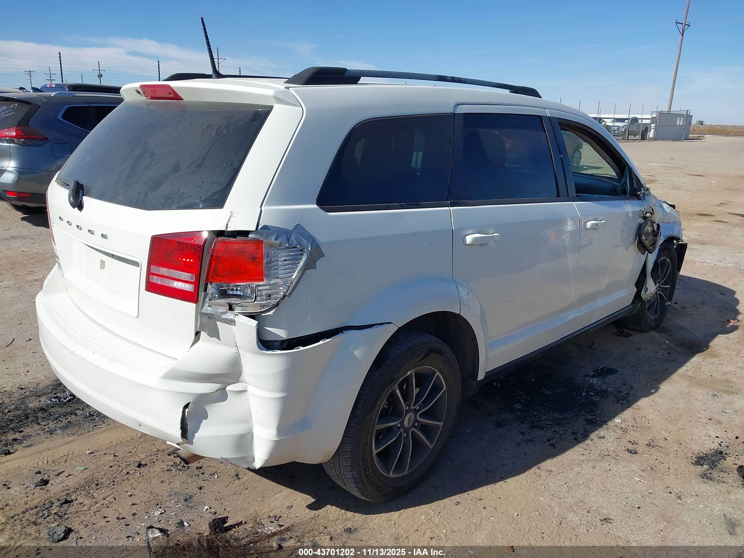 DODGE JOURNEY image 4