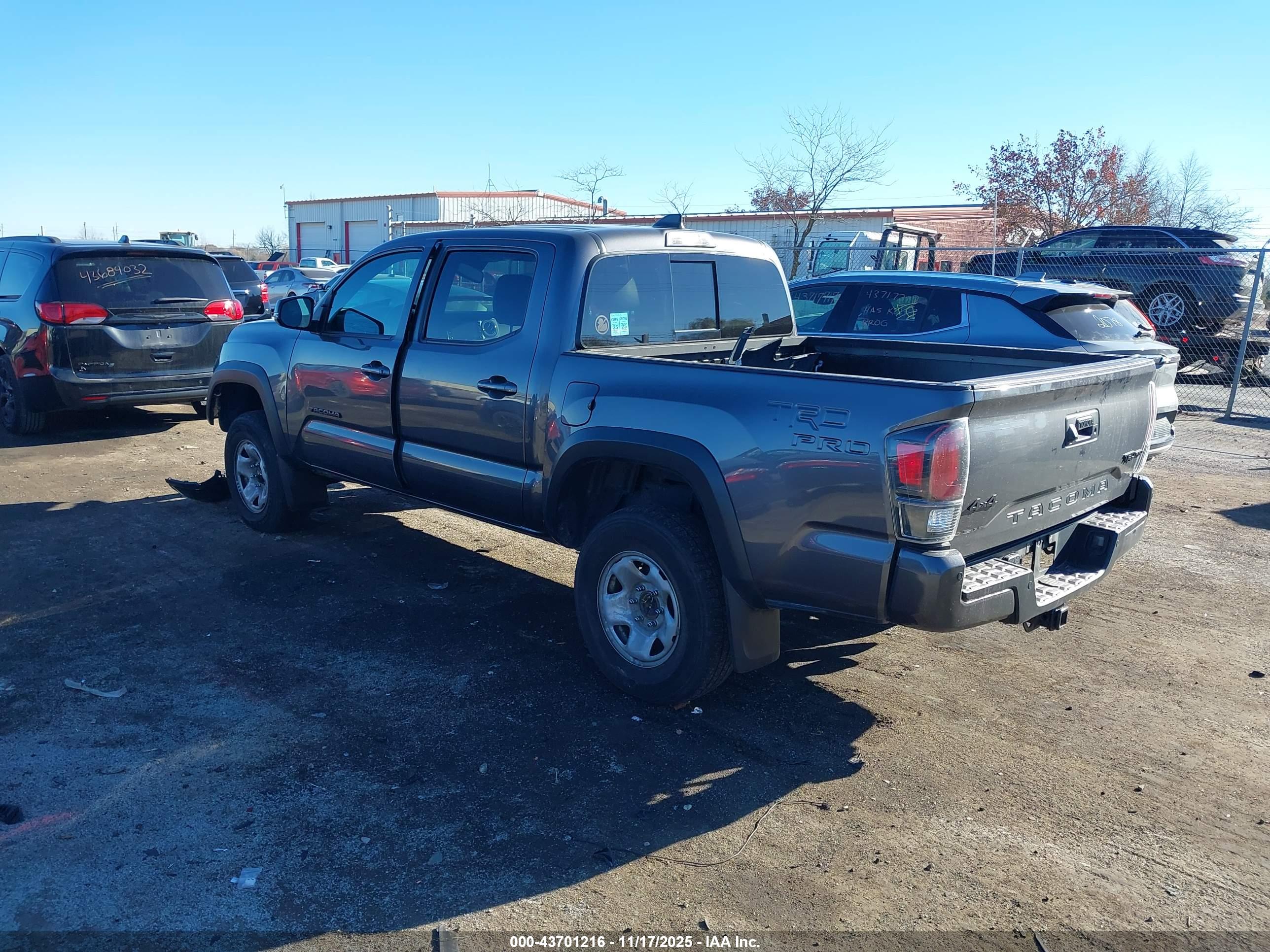TOYOTA TACOMA image 3