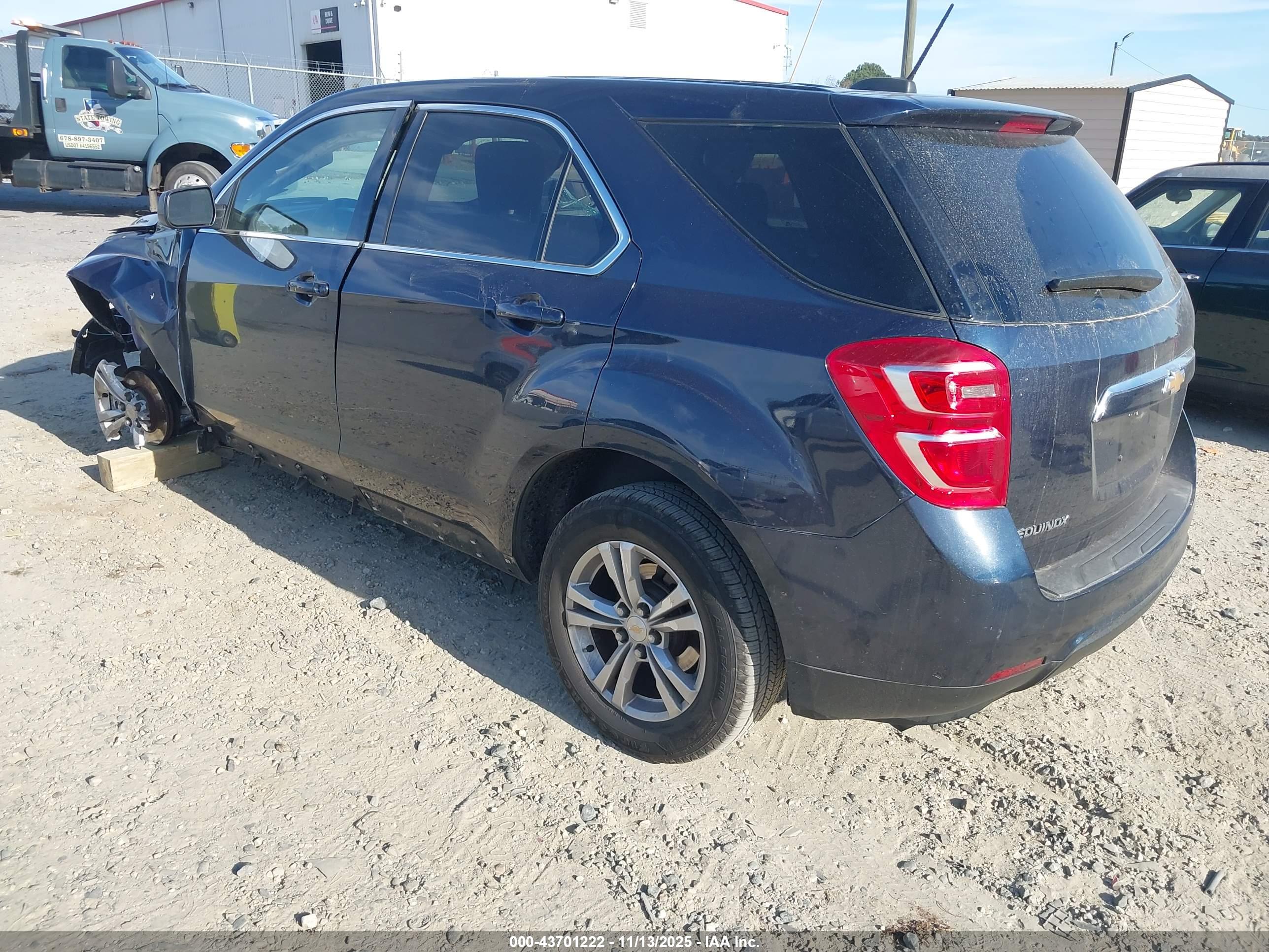 CHEVROLET EQUINOX image 3