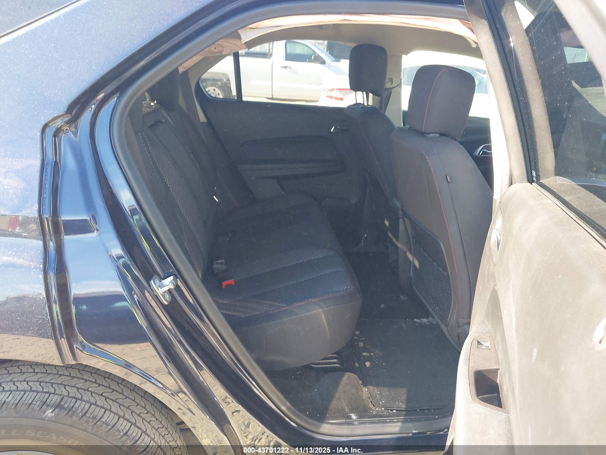 CHEVROLET EQUINOX image 8