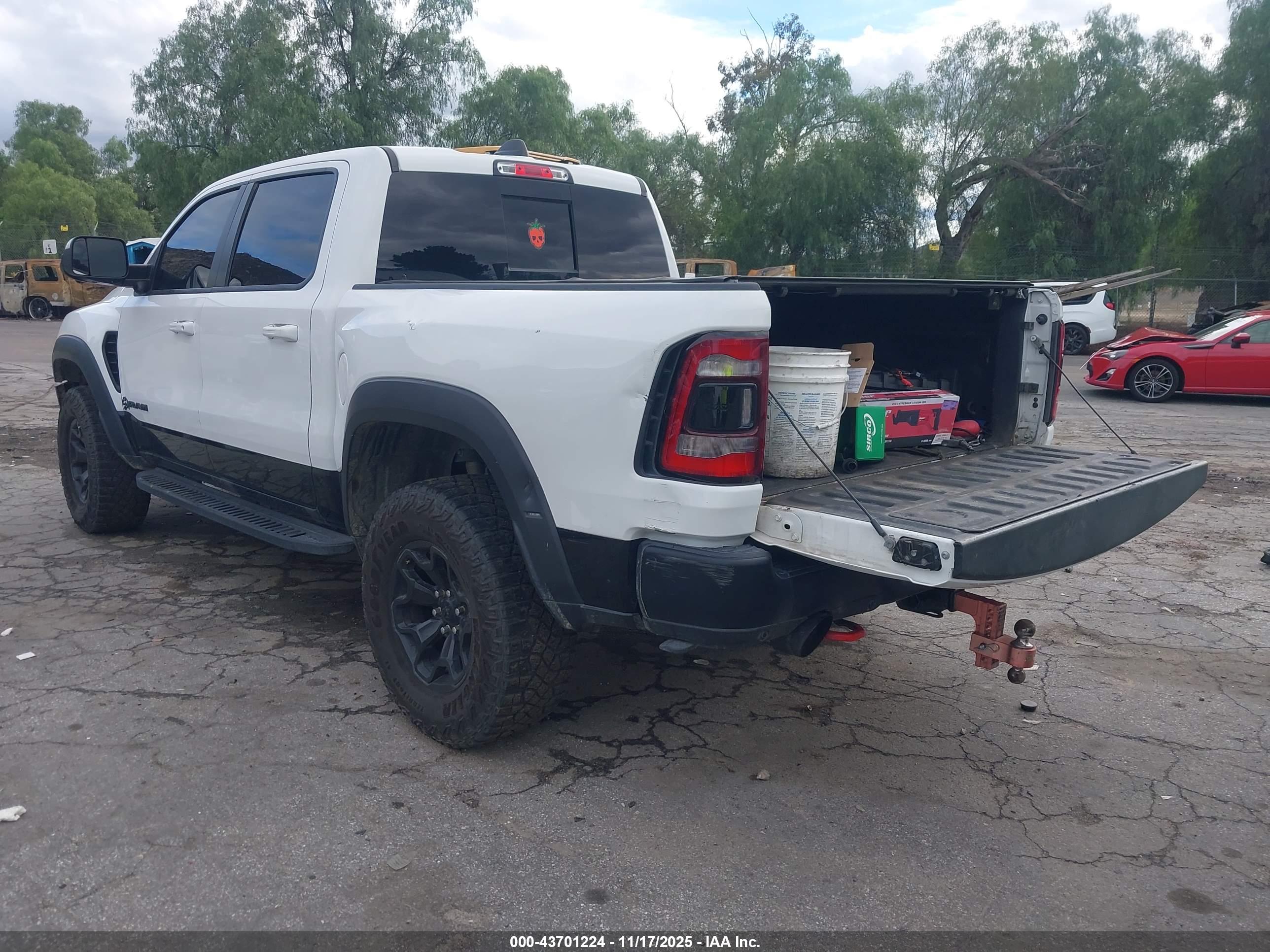 RAM 1500 image 3