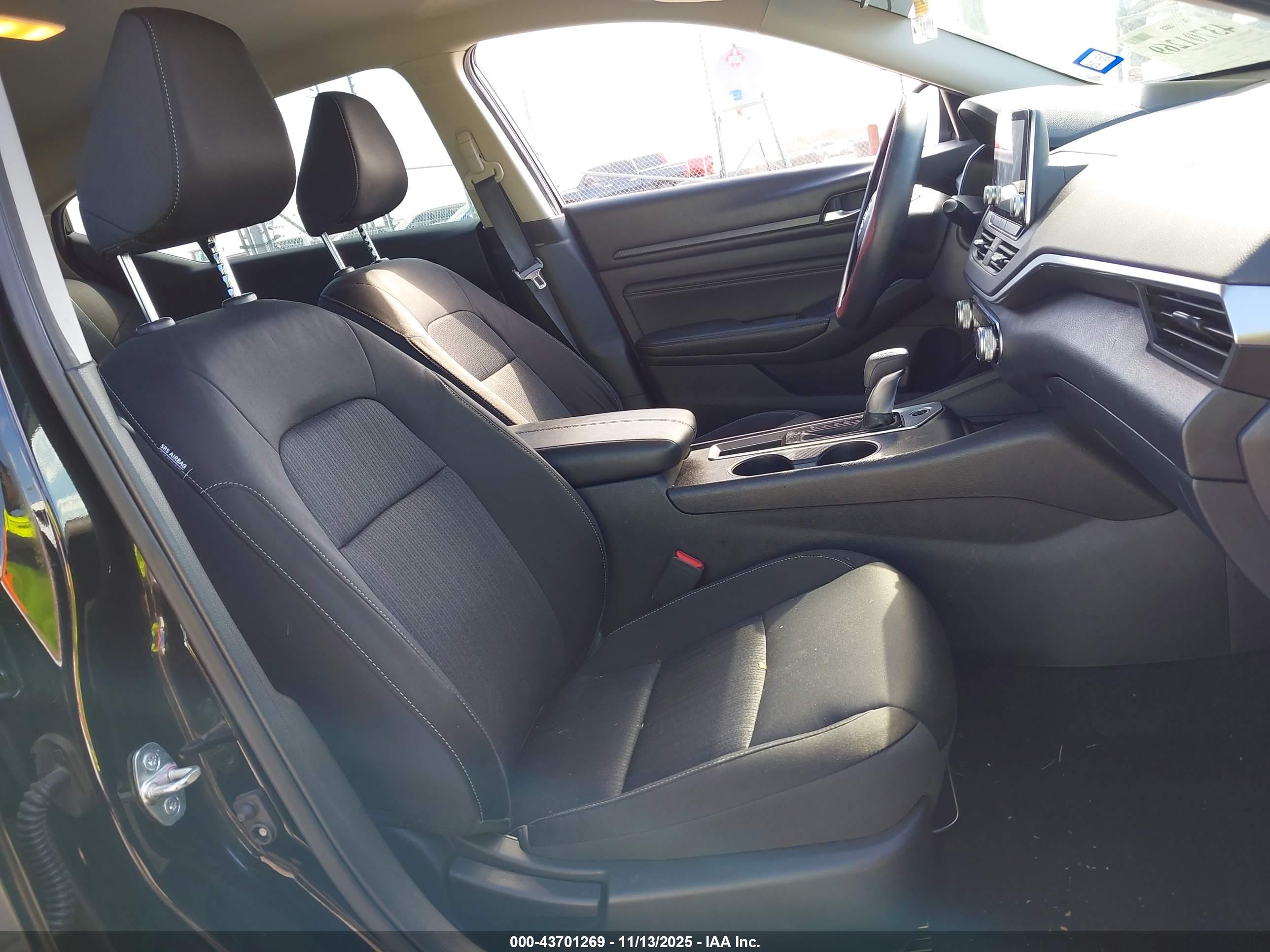 NISSAN ALTIMA image 5