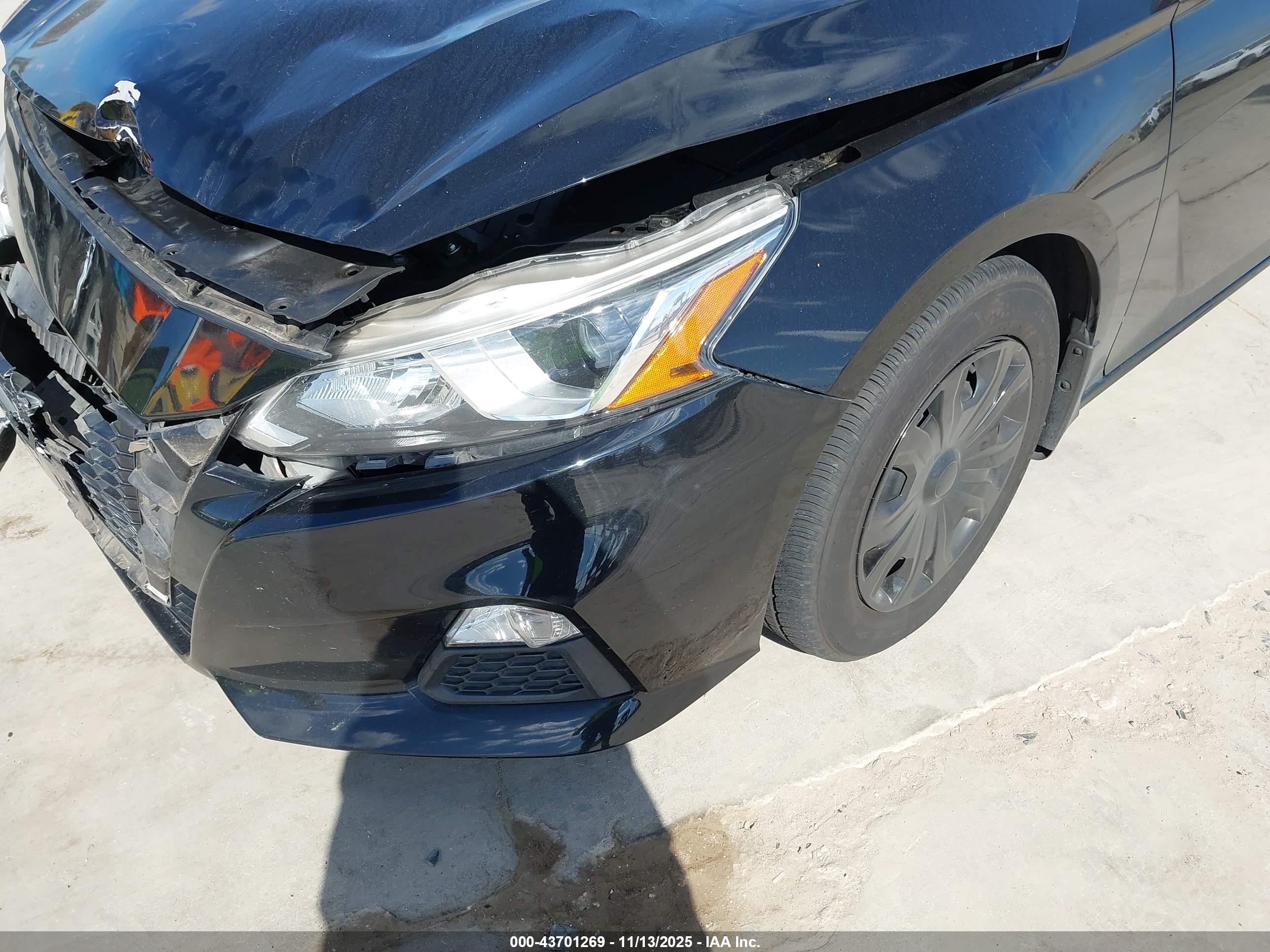 NISSAN ALTIMA image 6
