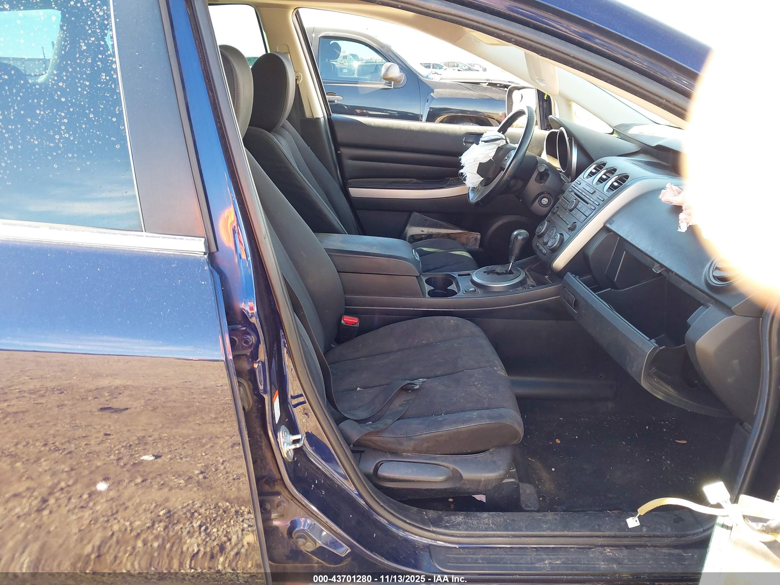 MAZDA CX-7 image 5