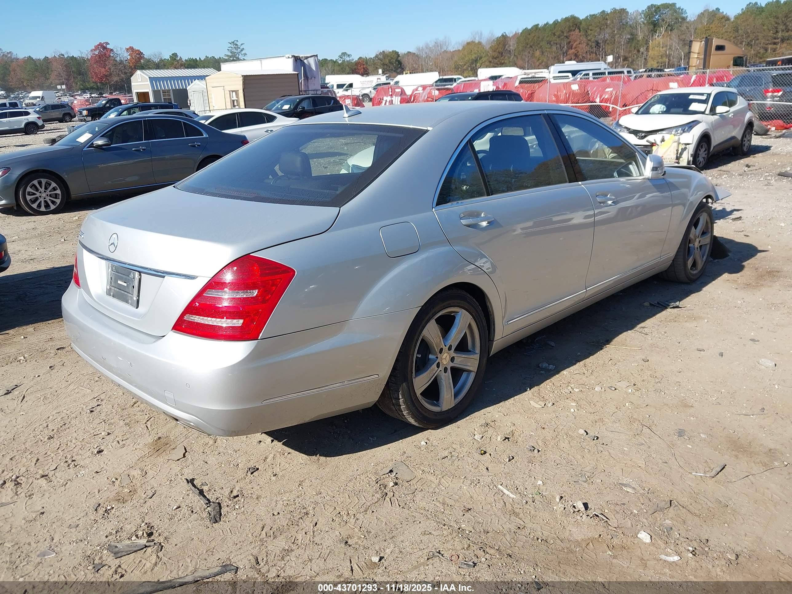MERCEDES-BENZ S image 4