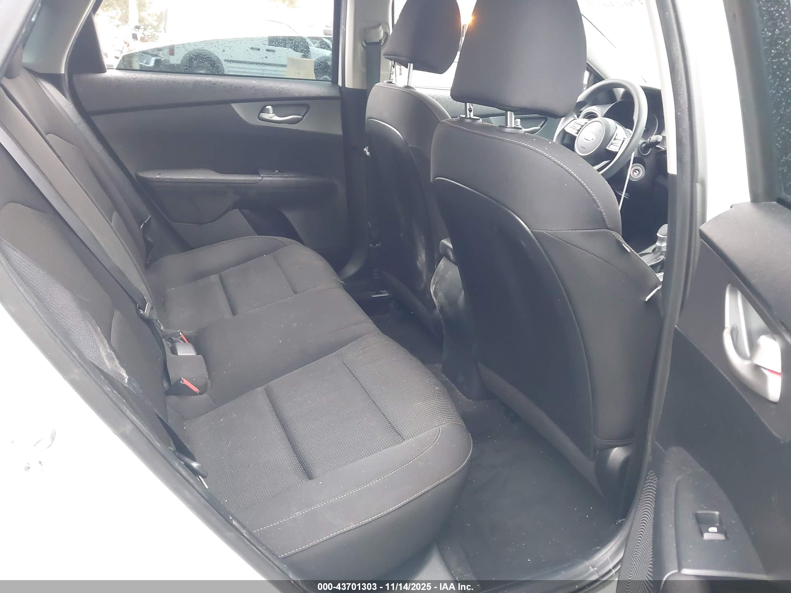 KIA FORTE image 8