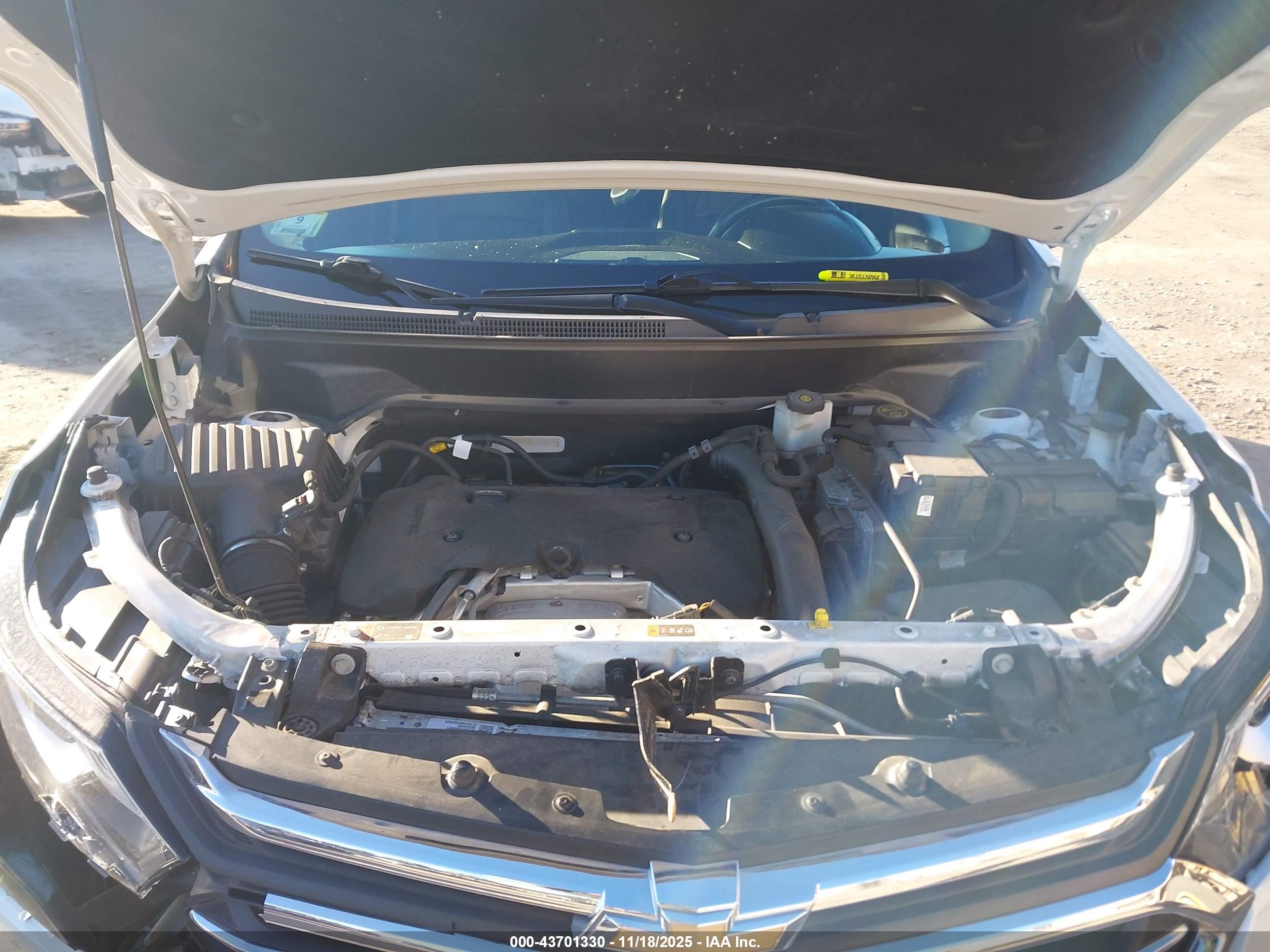 CHEVROLET EQUINOX image 10