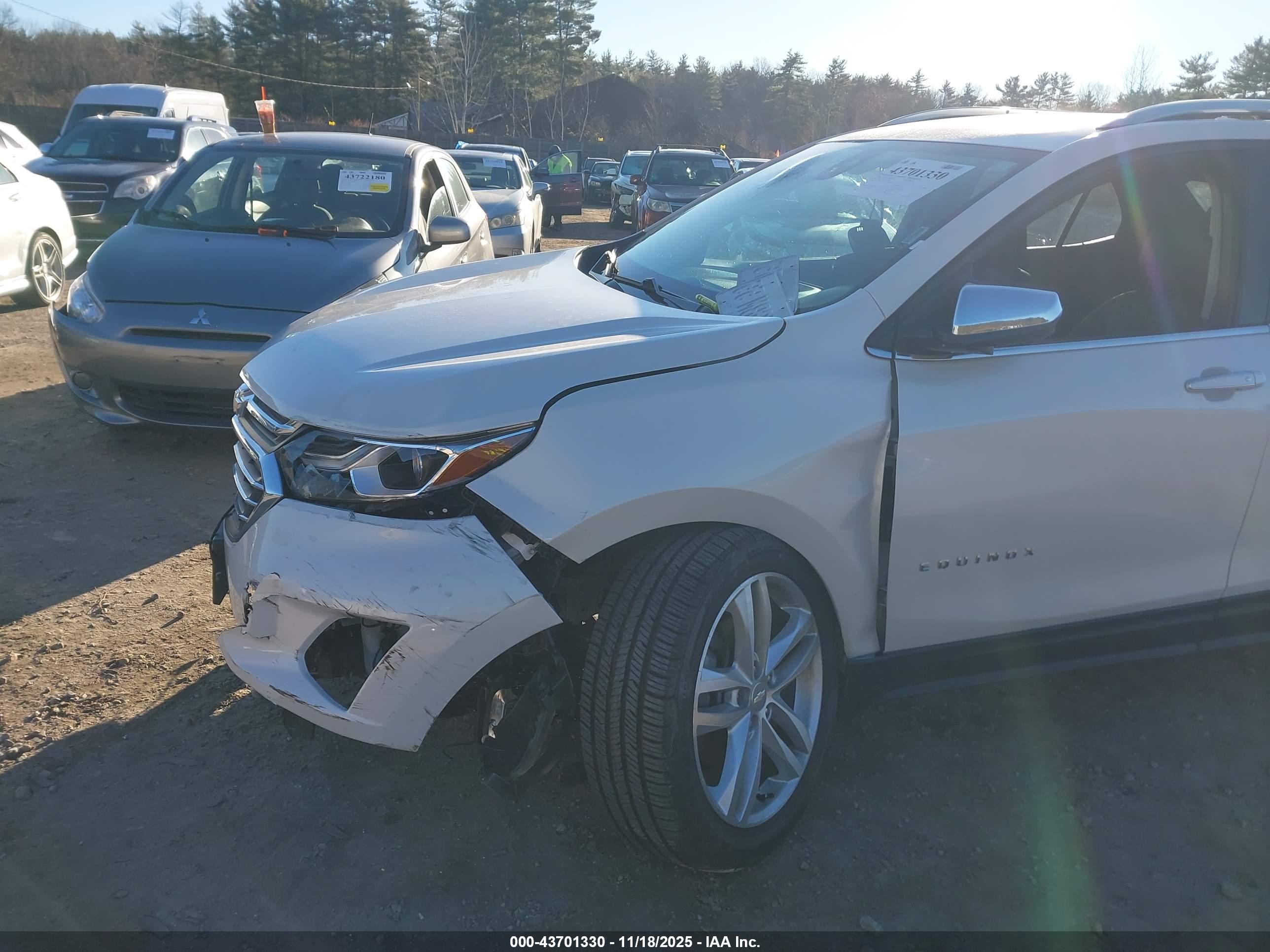 CHEVROLET EQUINOX image 6