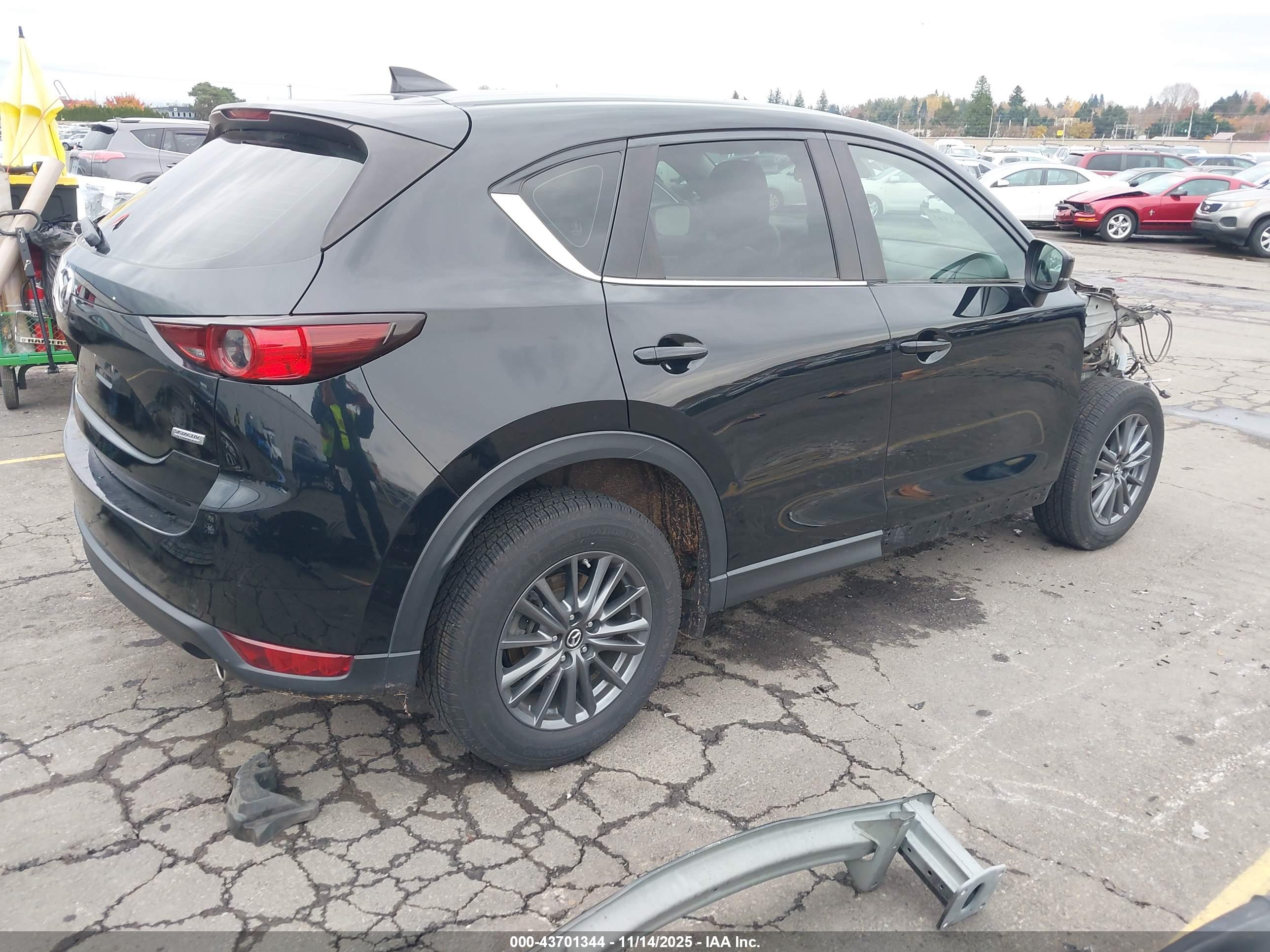 MAZDA CX-5 image 4