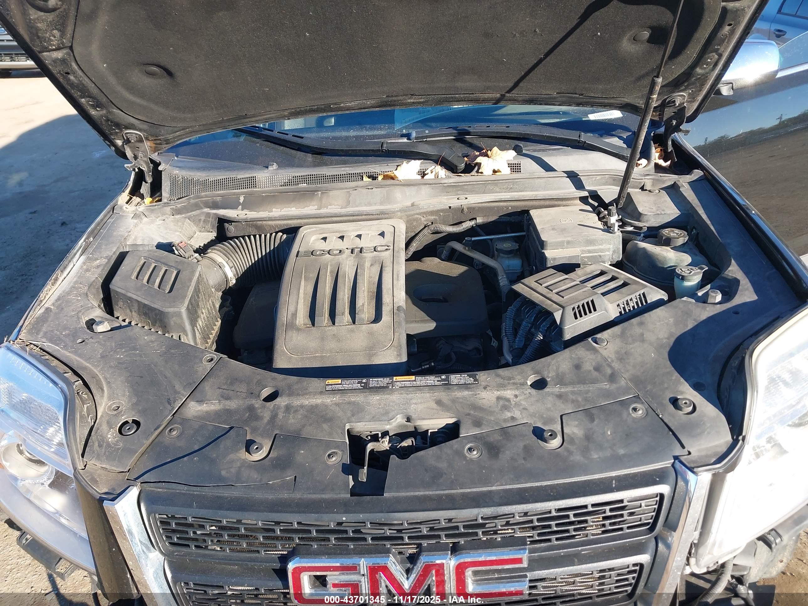 GMC TERRAIN image 10