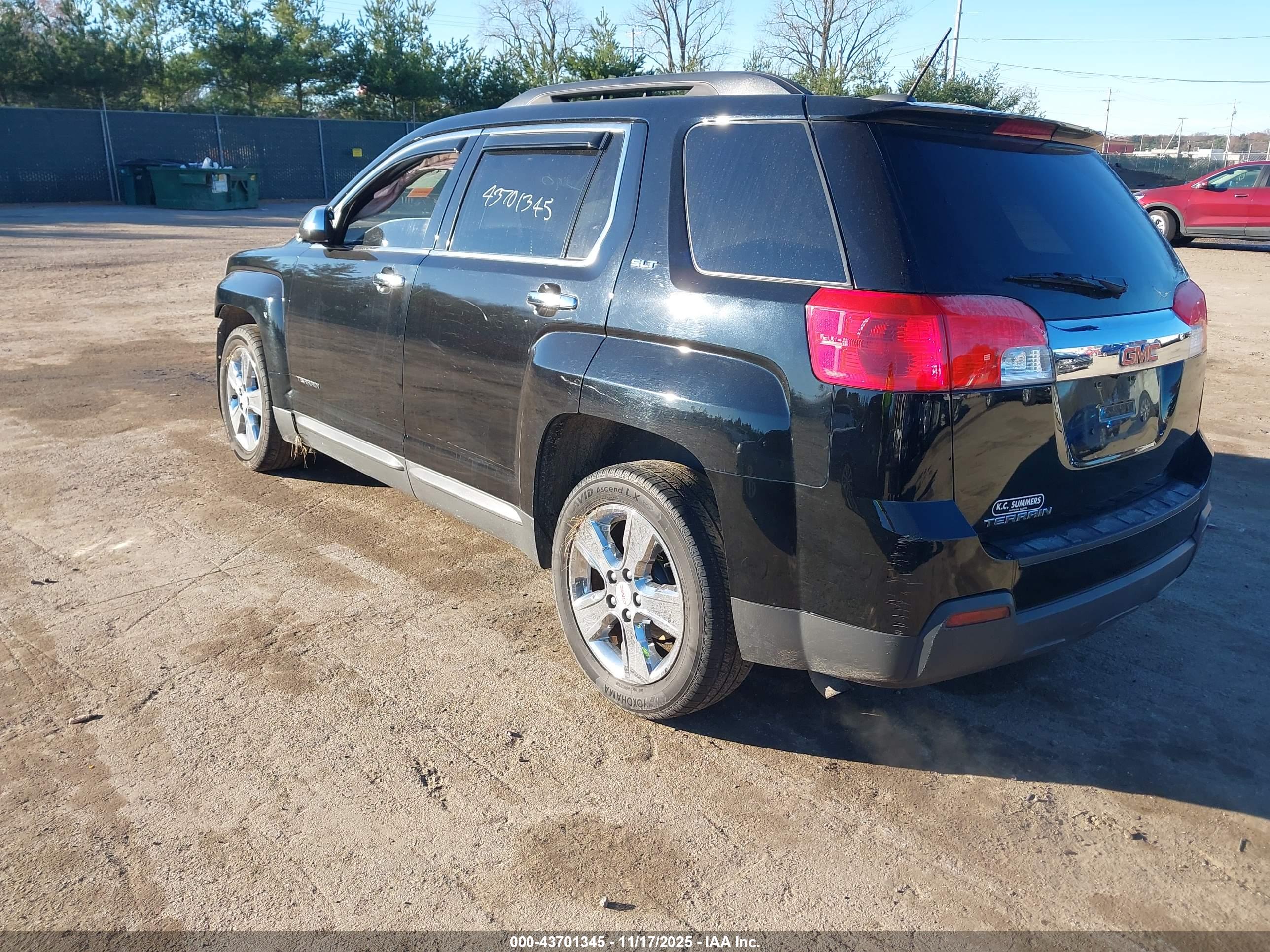 GMC TERRAIN image 3