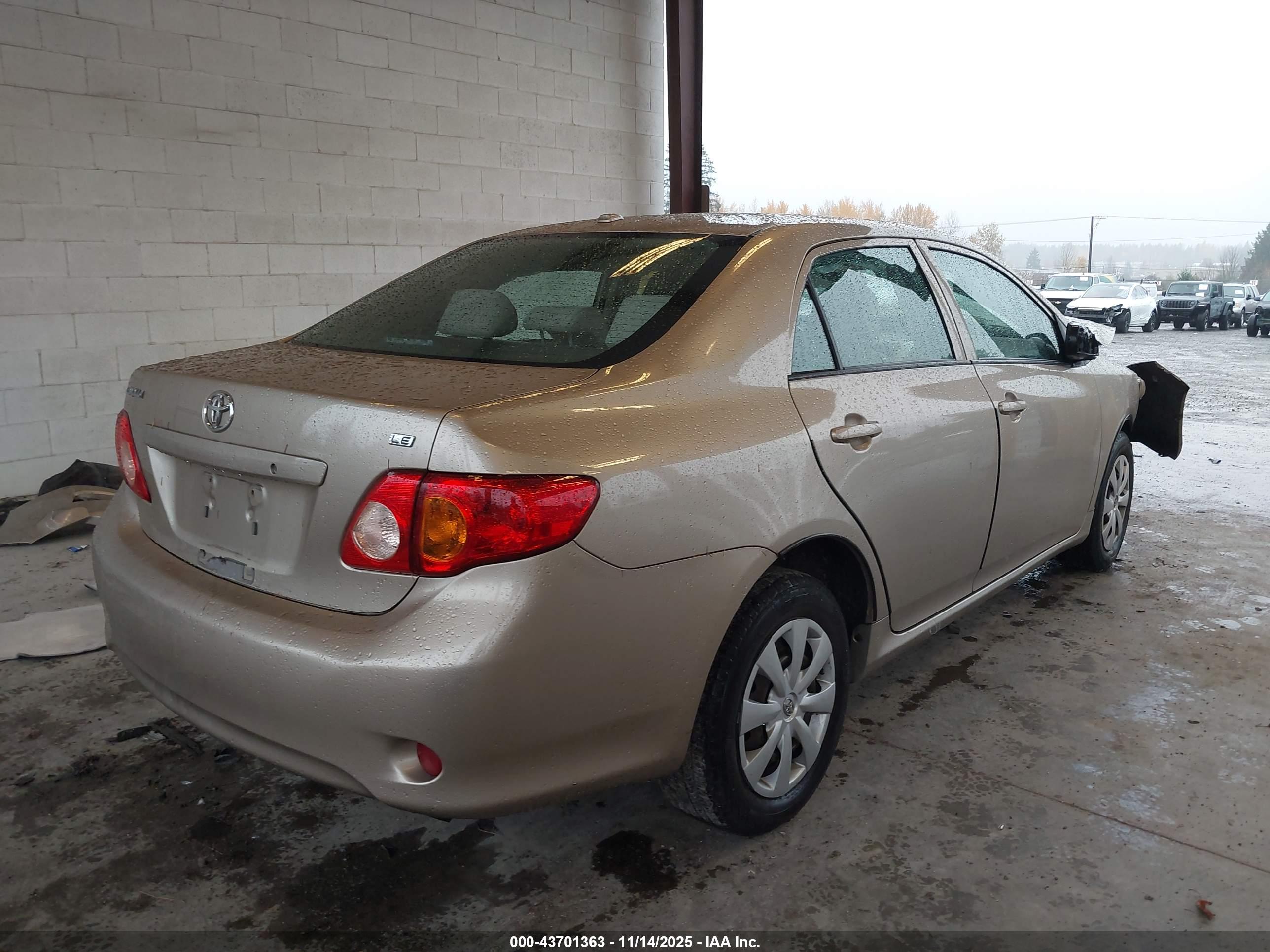 TOYOTA COROLLA image 4