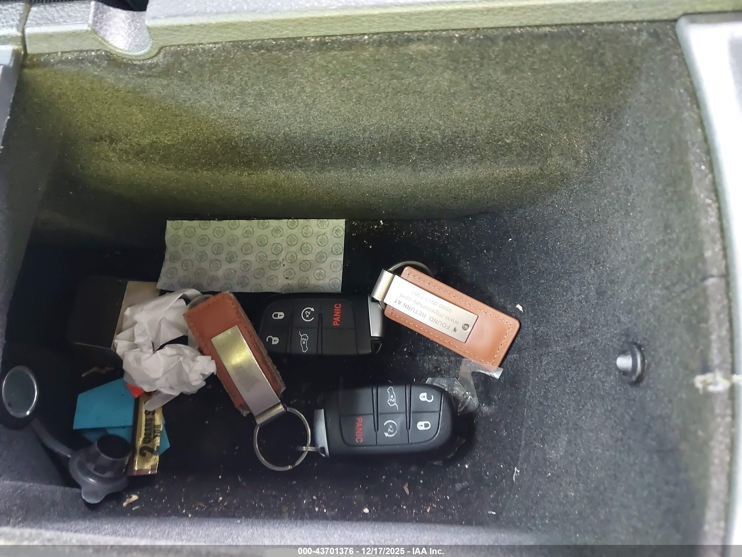 JEEP GRAND image 11
