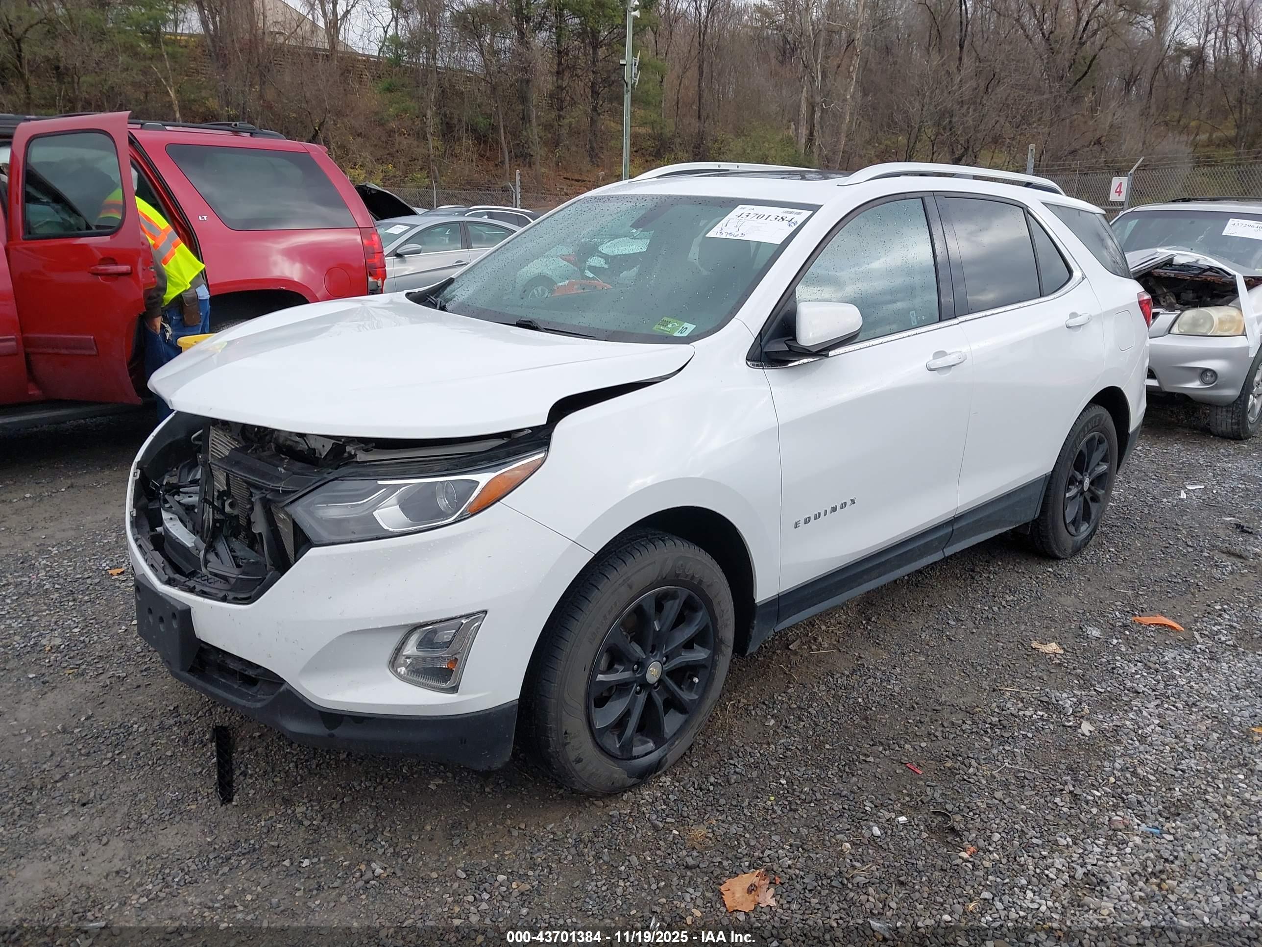 CHEVROLET EQUINOX image 2