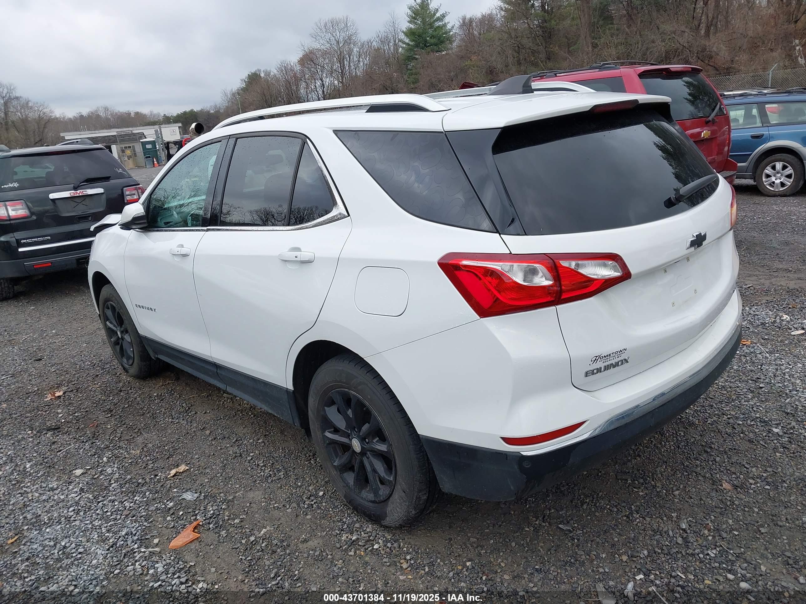 CHEVROLET EQUINOX image 3