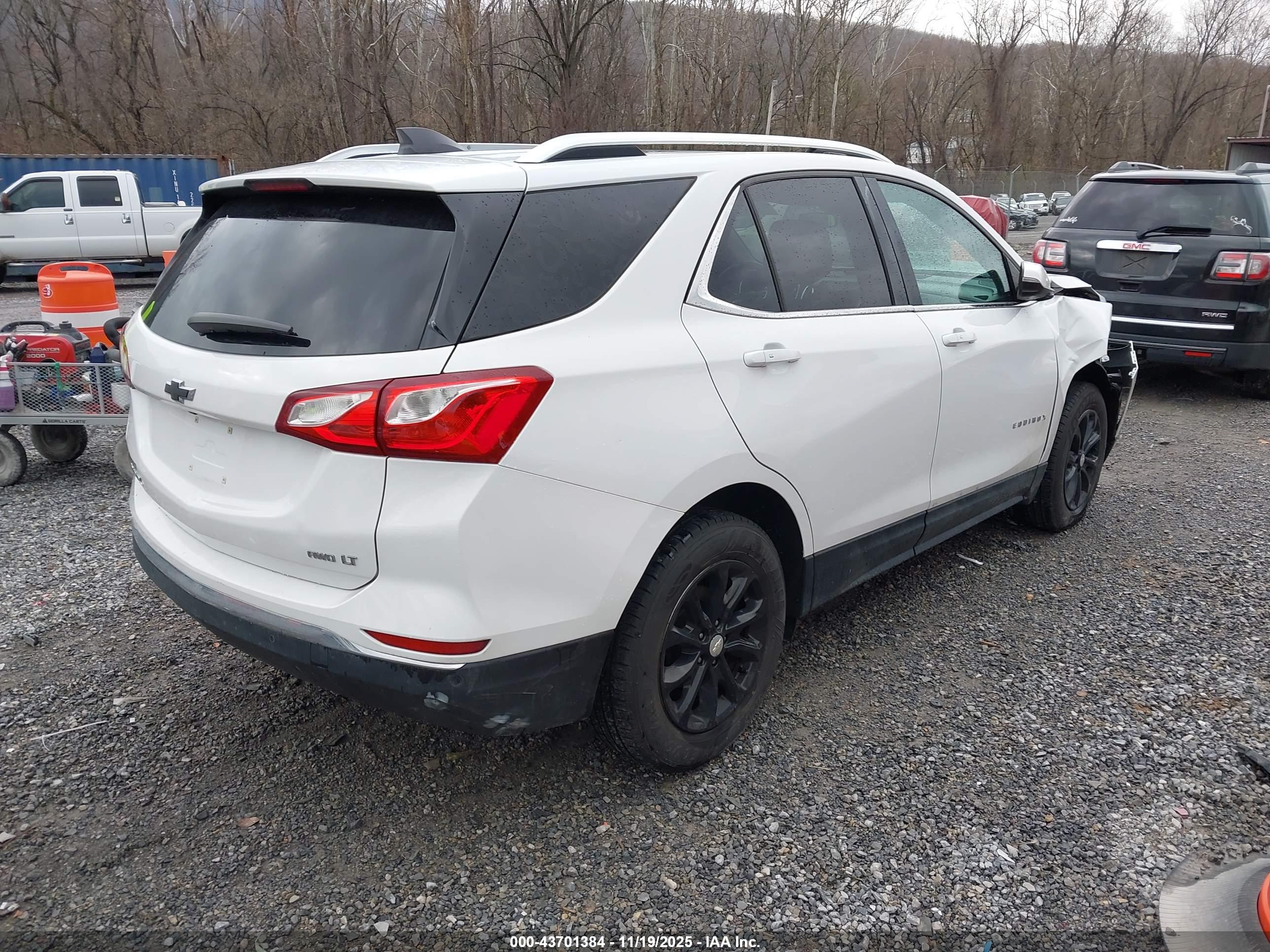 CHEVROLET EQUINOX image 4