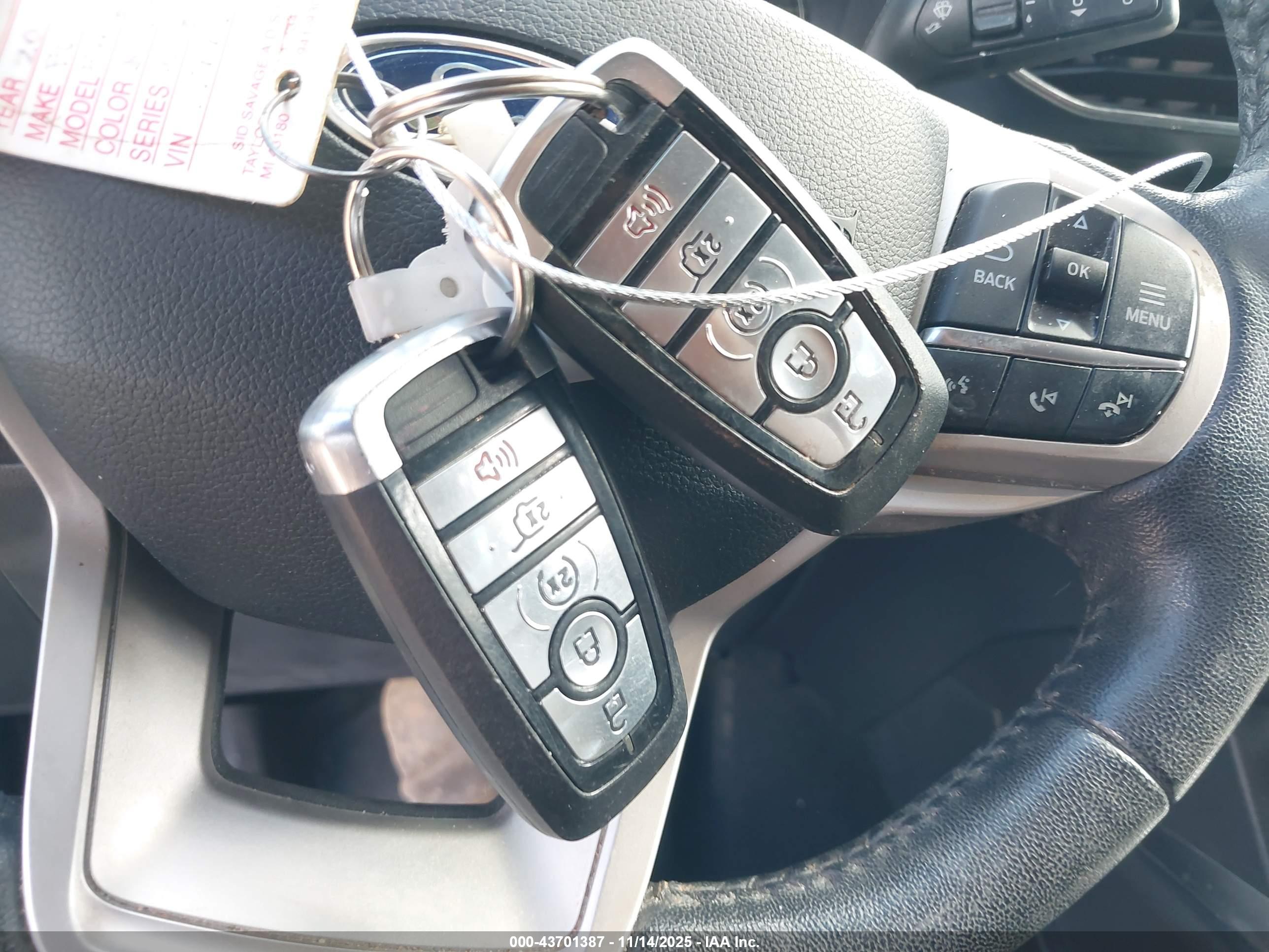 FORD EXPLORER image 11